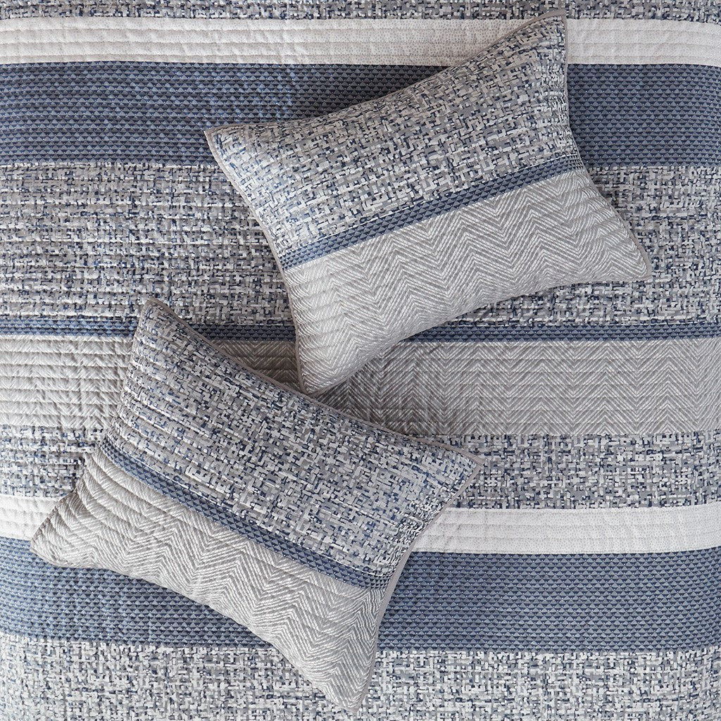 6 Piece Reversible Jacquard Quilt Set With Throw Pillows Navy King Cal King Navy Cotton