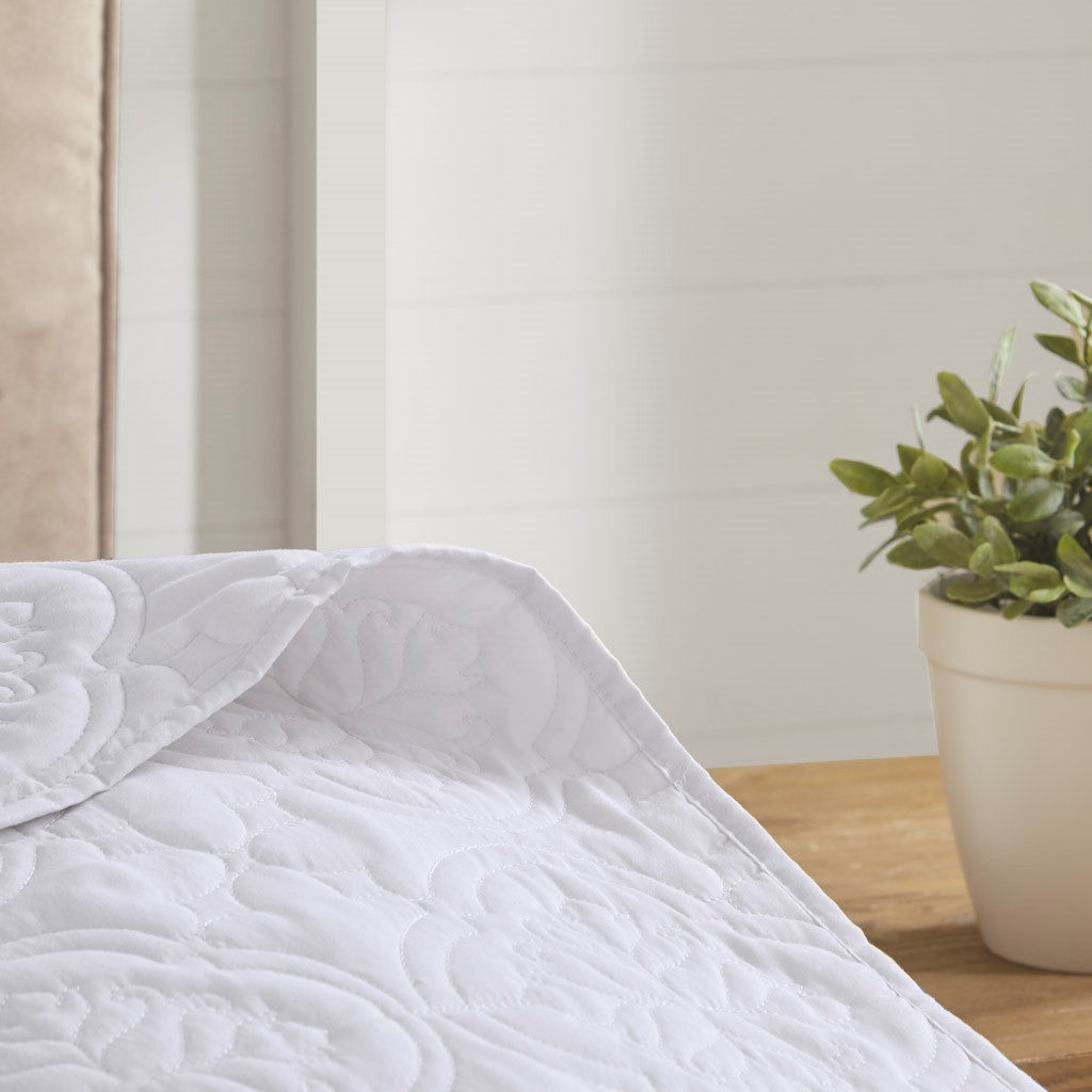 3 Piece Reversible Bedspread Set White King Cal King King White Polyester