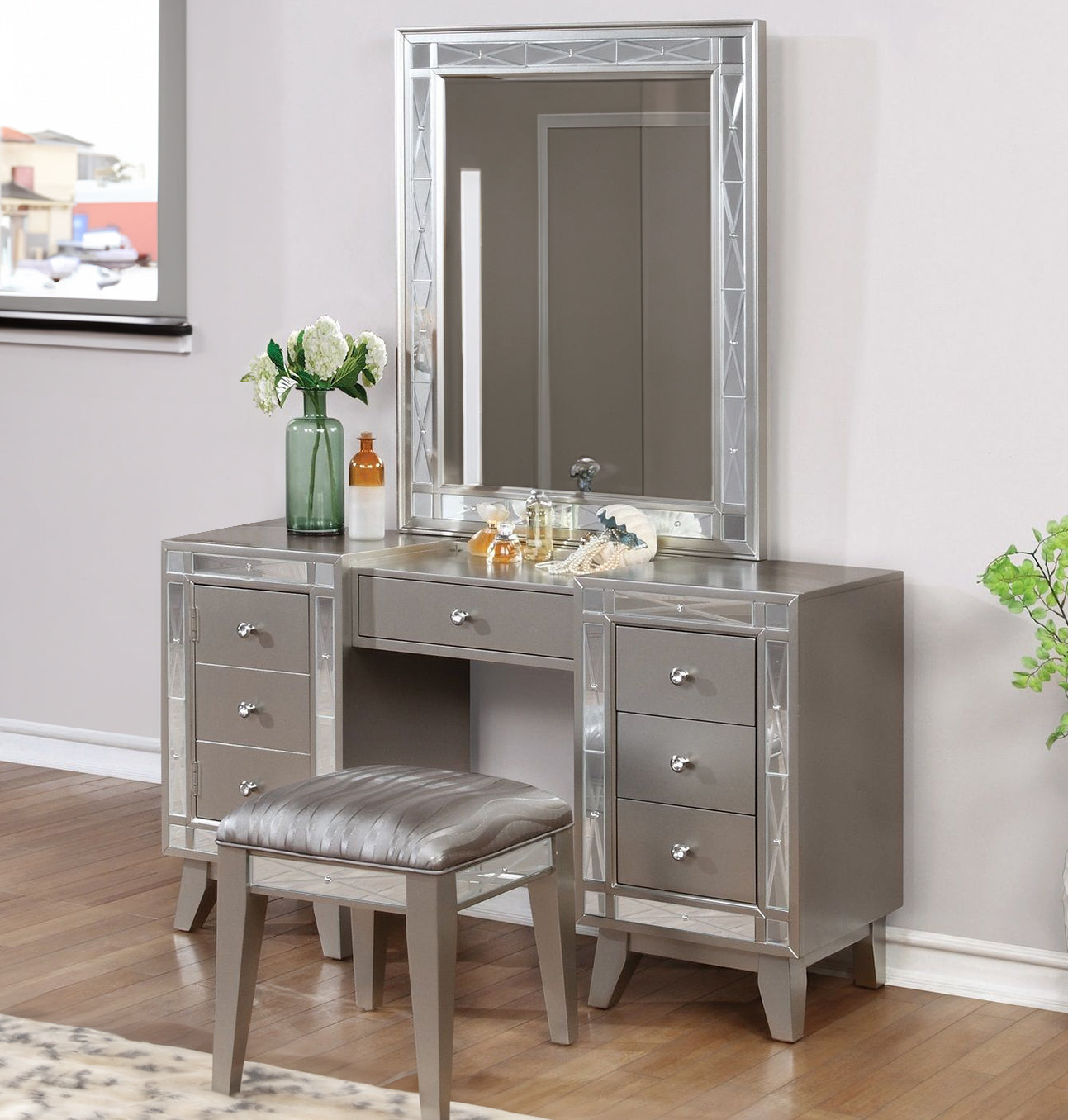 Wooden Set Of Vanity And Stool With Mirrored Accents, Mercury Silver Silver Wood