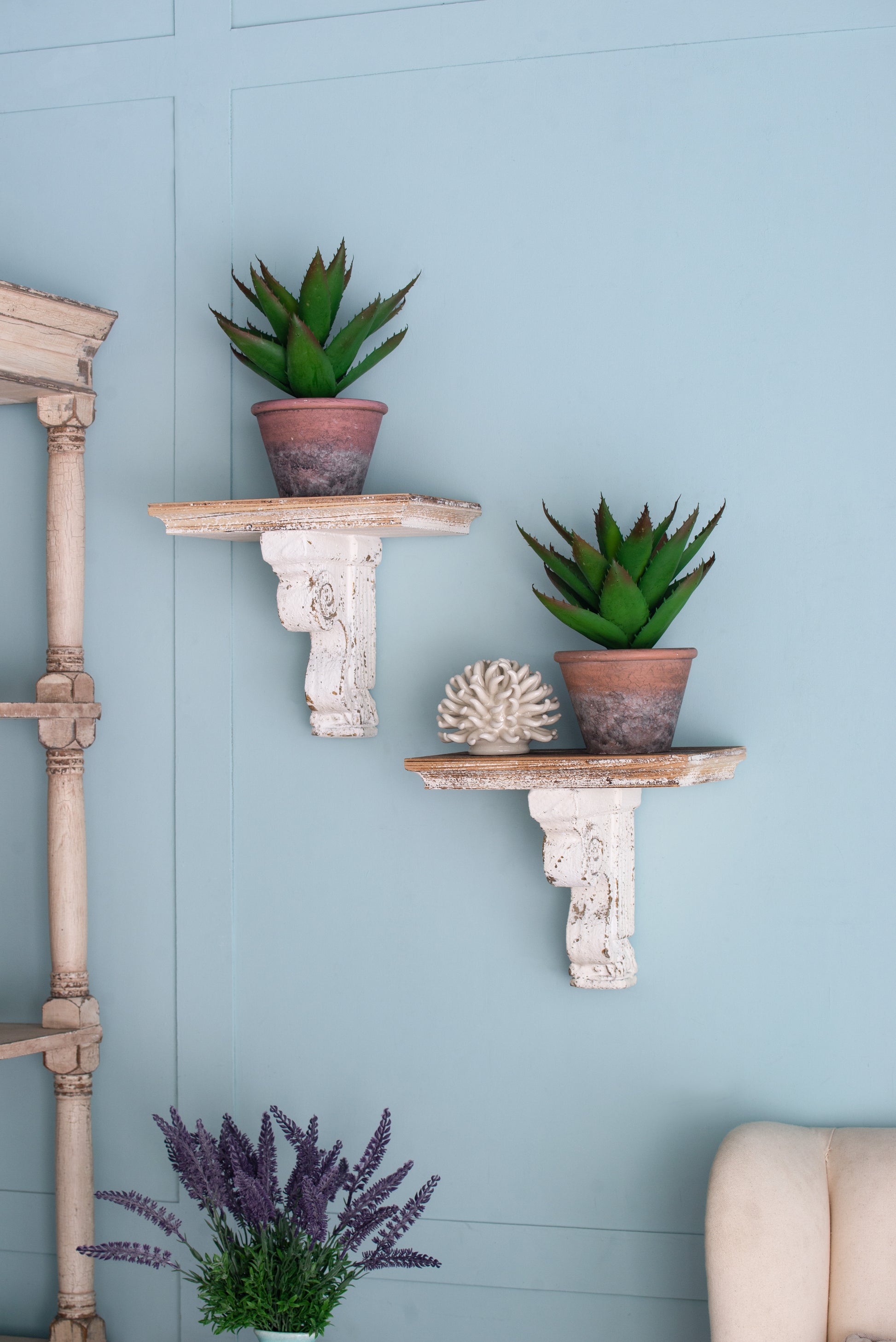 13.8X9.1X11.4" Distressed Brown And White Wooden Wall Shelf With Corbel Design Brown Antique White Wood