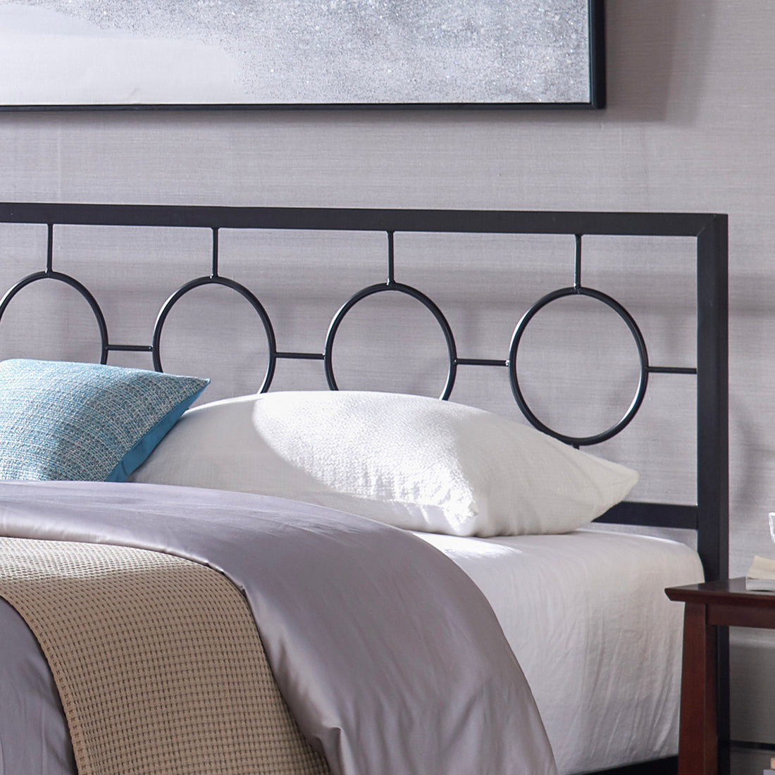 King Size Classical Metal Bed Frame With Circular Design Headboard And Footboard, Under Bed Space, Black King Black Iron