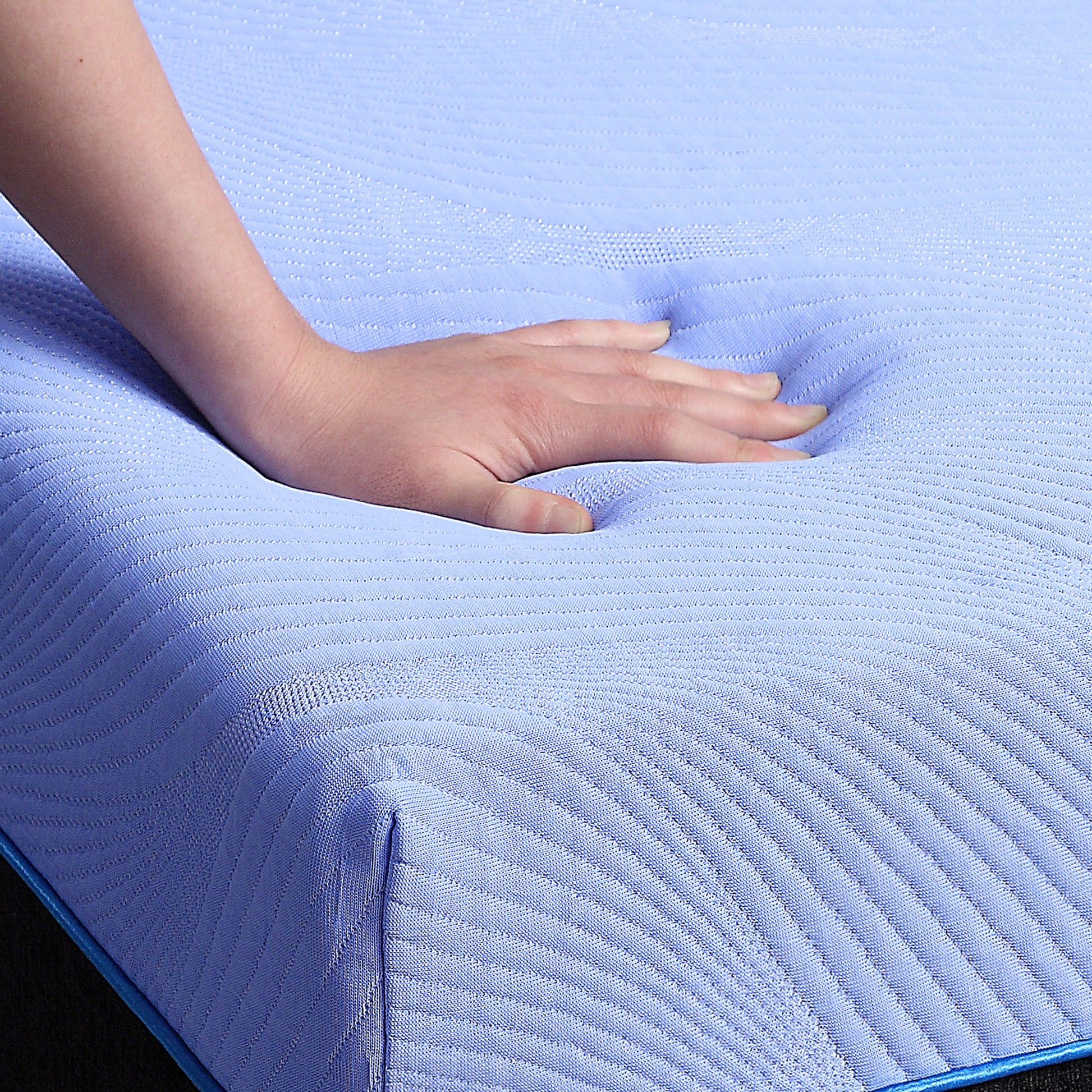 Refresh 12 Inch Hybrid Cooling Fast Responding Latex Foam And Coil Adult Mattress, Queen Size Blue Foam Foam Spring Queen