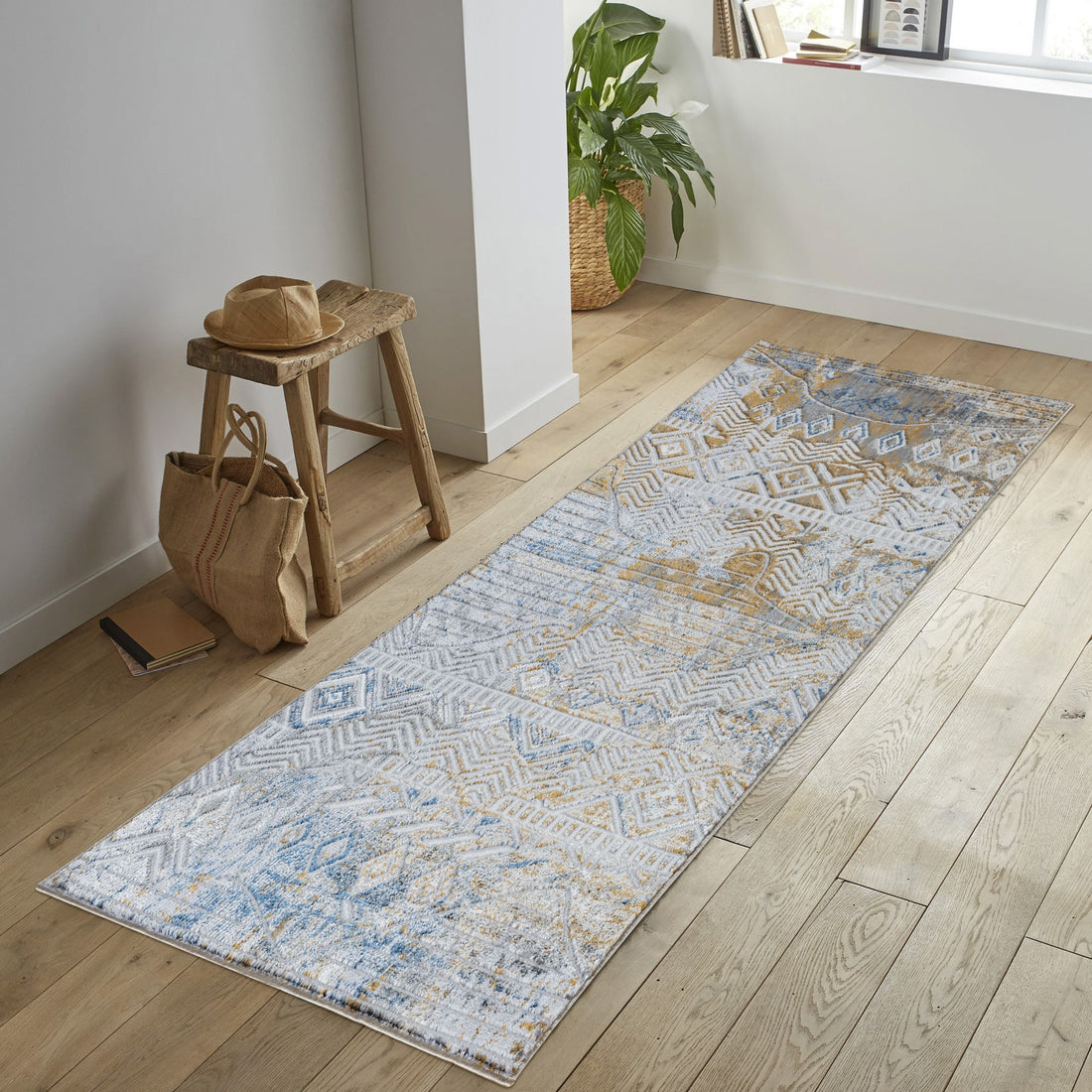 Legacy Gc Cam8006 Multi 2 Ft. 7 In. X 7 Ft. Area Rug White Polyester