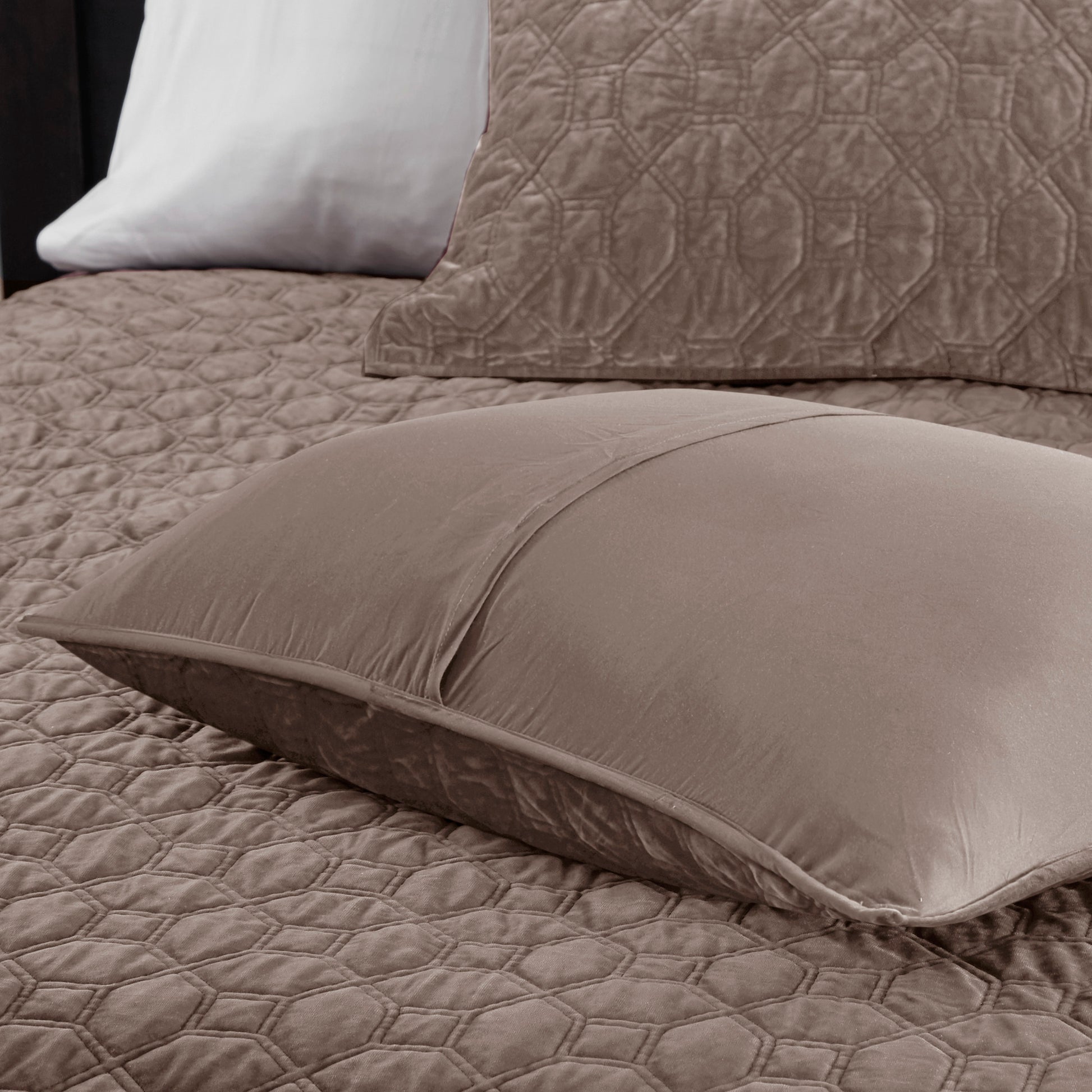 3 Piece Velvet Quilt Set Taupe King Cal King King Taupe Cotton