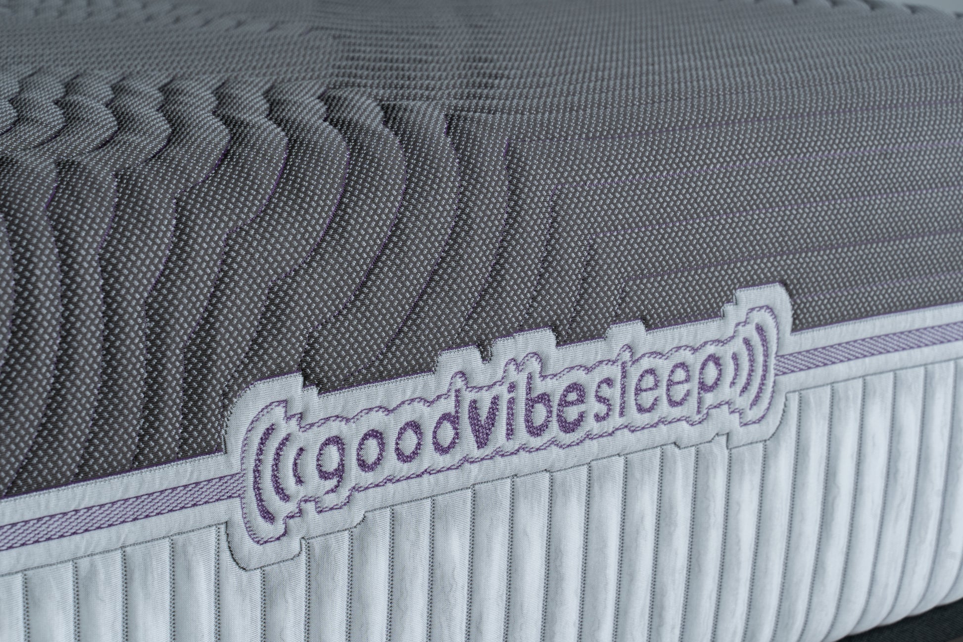 Goodvibesleep Ease Flex Head Mattress And Adjustable Base Comfort Ensemble, Queen Size Gray Foam Queen