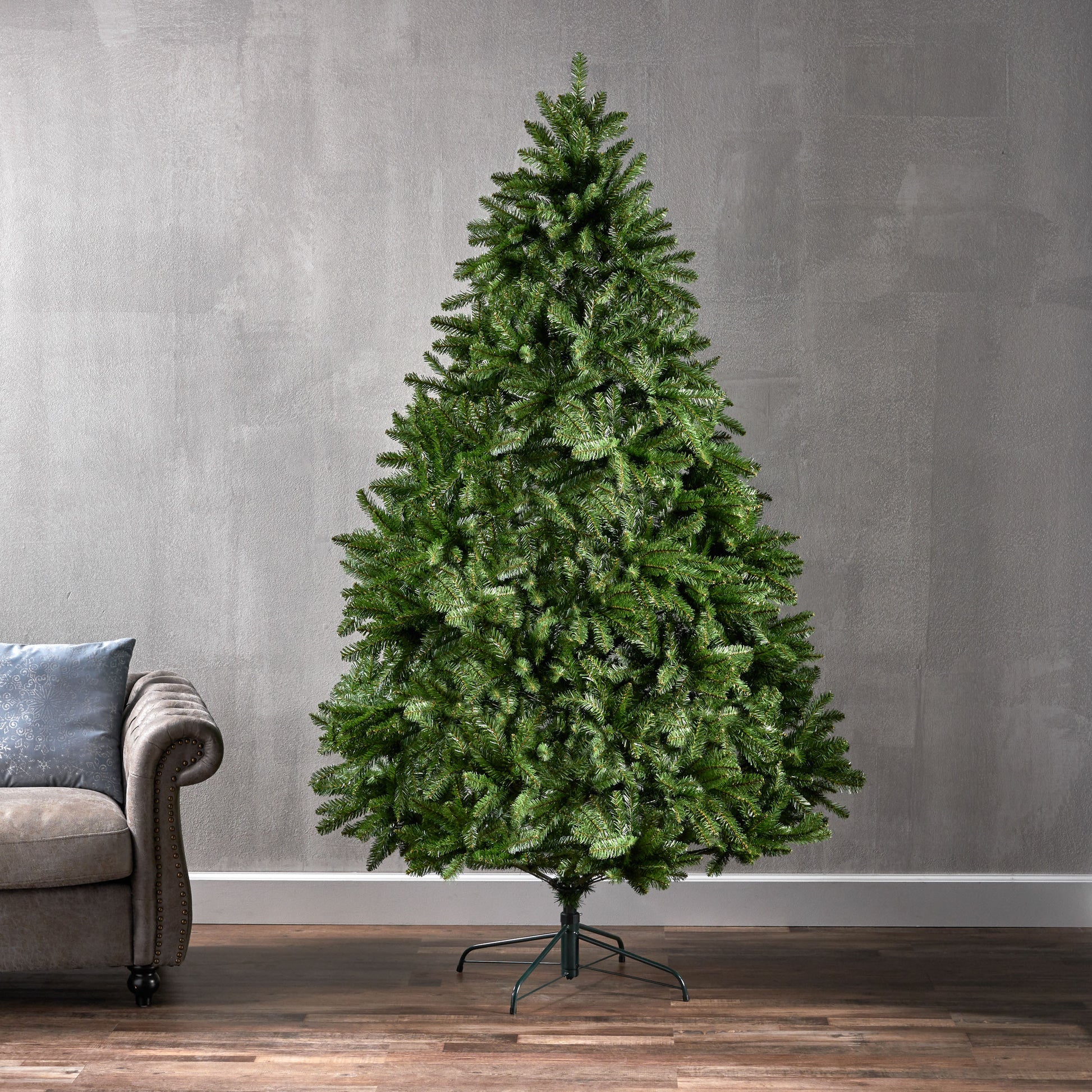 7 'Norway Hinged Tree With 2231 Tips,Dia:58 Green Pvc