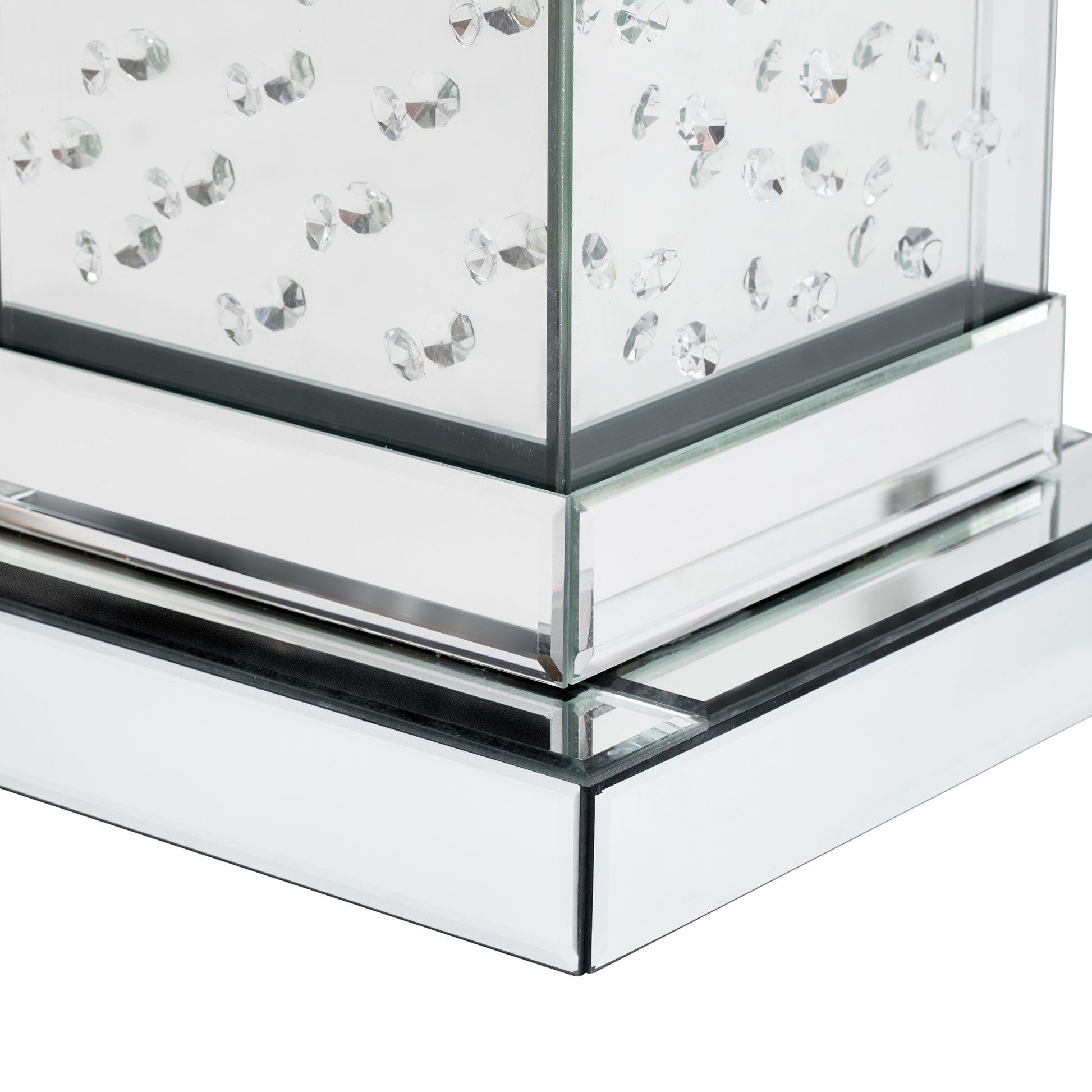 11.8'' Silver Square Mirrored End Table With Led Lights, Modern Side Table With Crystal Inlay For Living Room, No Assembly Required Silver Mirrored Finish Luxury,Modern Square Mdf Glass