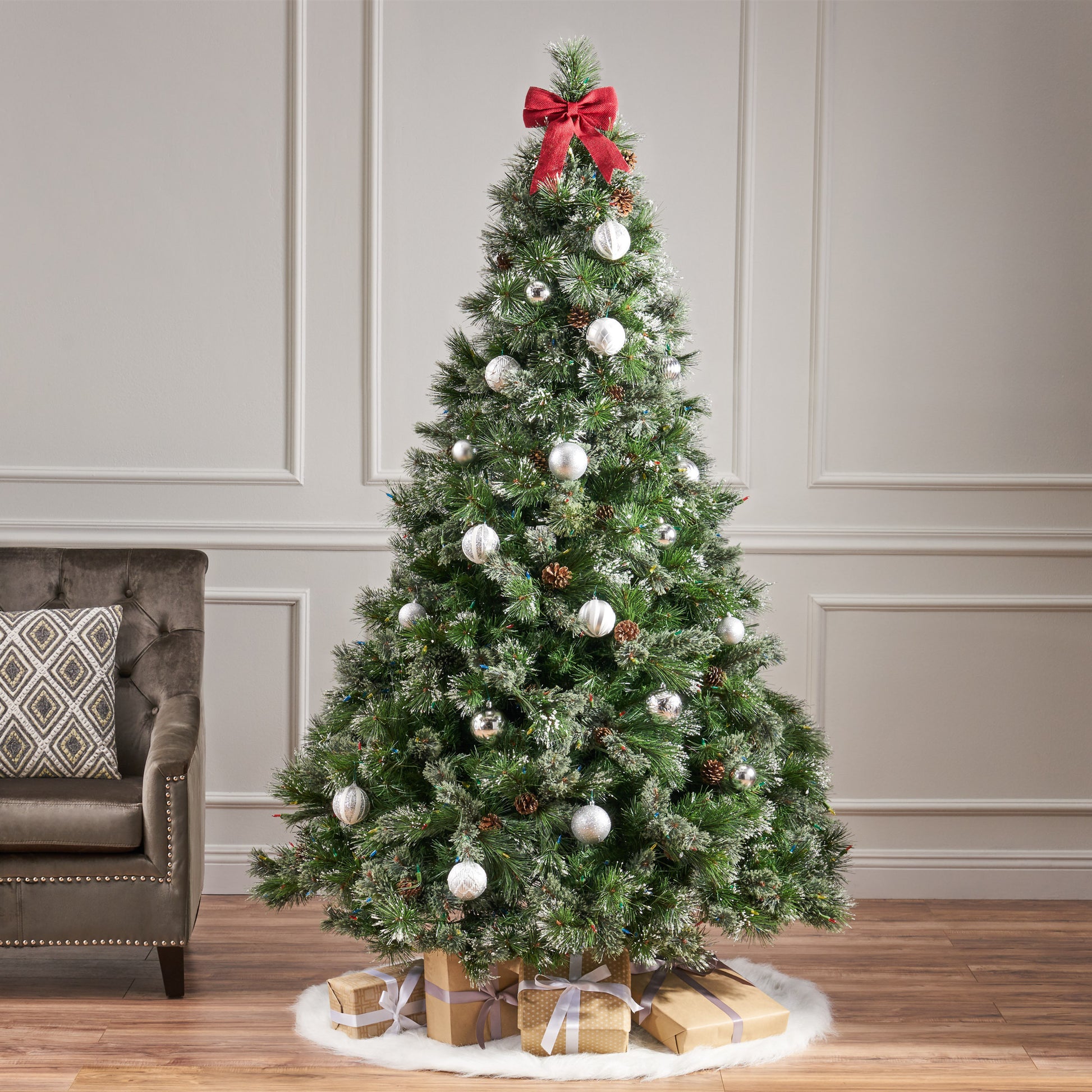 7' Cashmere And Snow Bristle Mixed Tree With 75Pine Cones And 900 Led Lights Ul,1233Tips,Dia.:59 Green Pvc