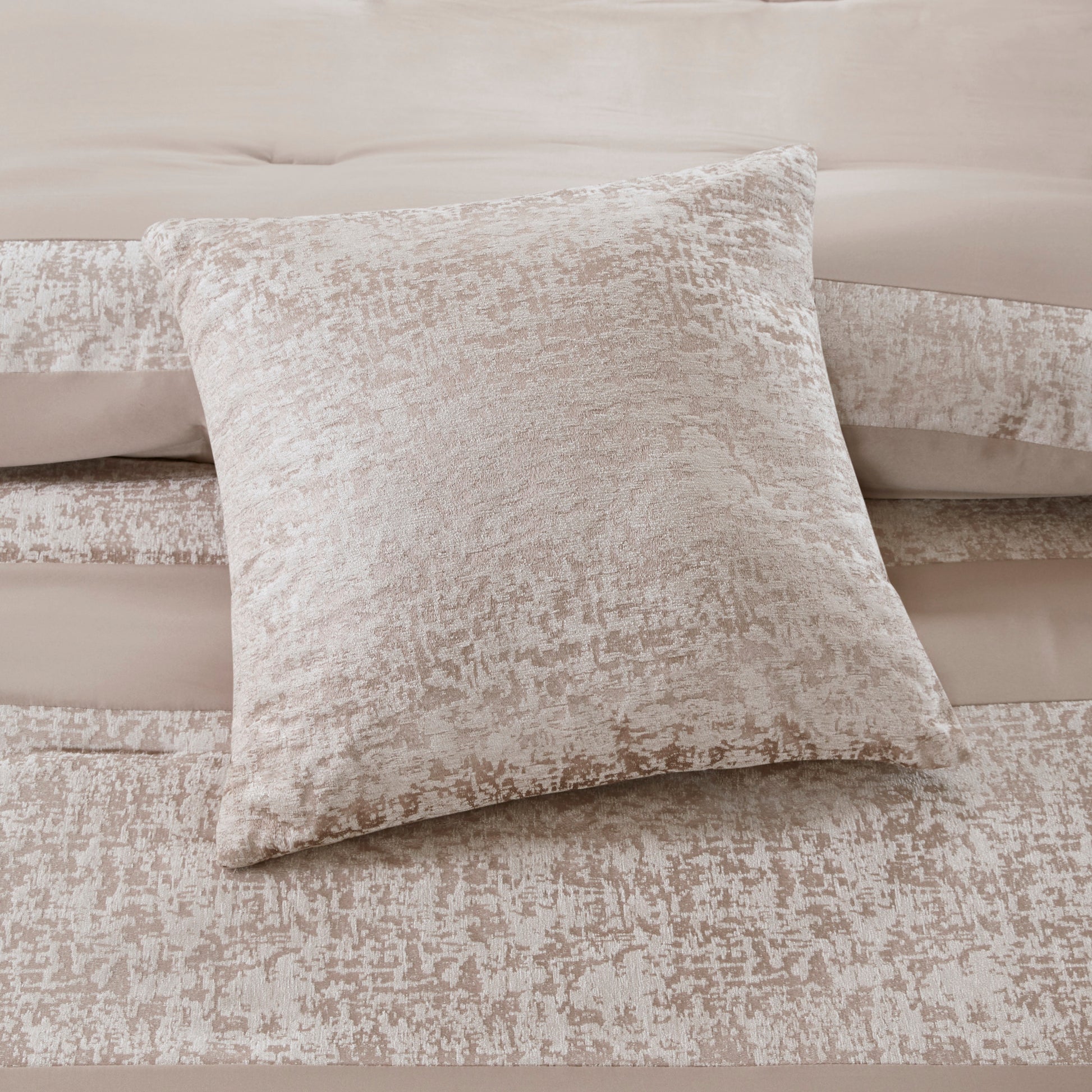 7 Piece Chenille Jacquard Comforter Set Taupe King King Multicolor Polyester