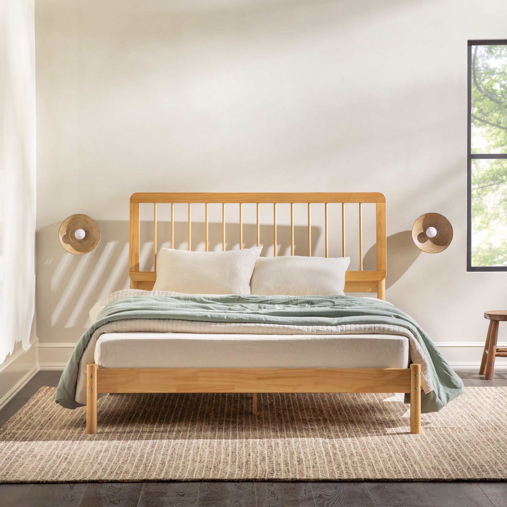 Mid Century Modern Solid Wood Queen Spindle Bed Natural Pine Queen Natural Wood Pine Pine