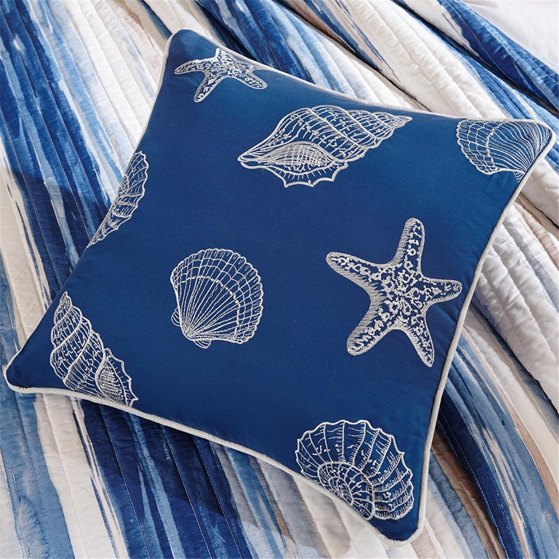 6 Piece Printed Quilt Set With Throw Pillows Blue King Cal King King Blue Cotton