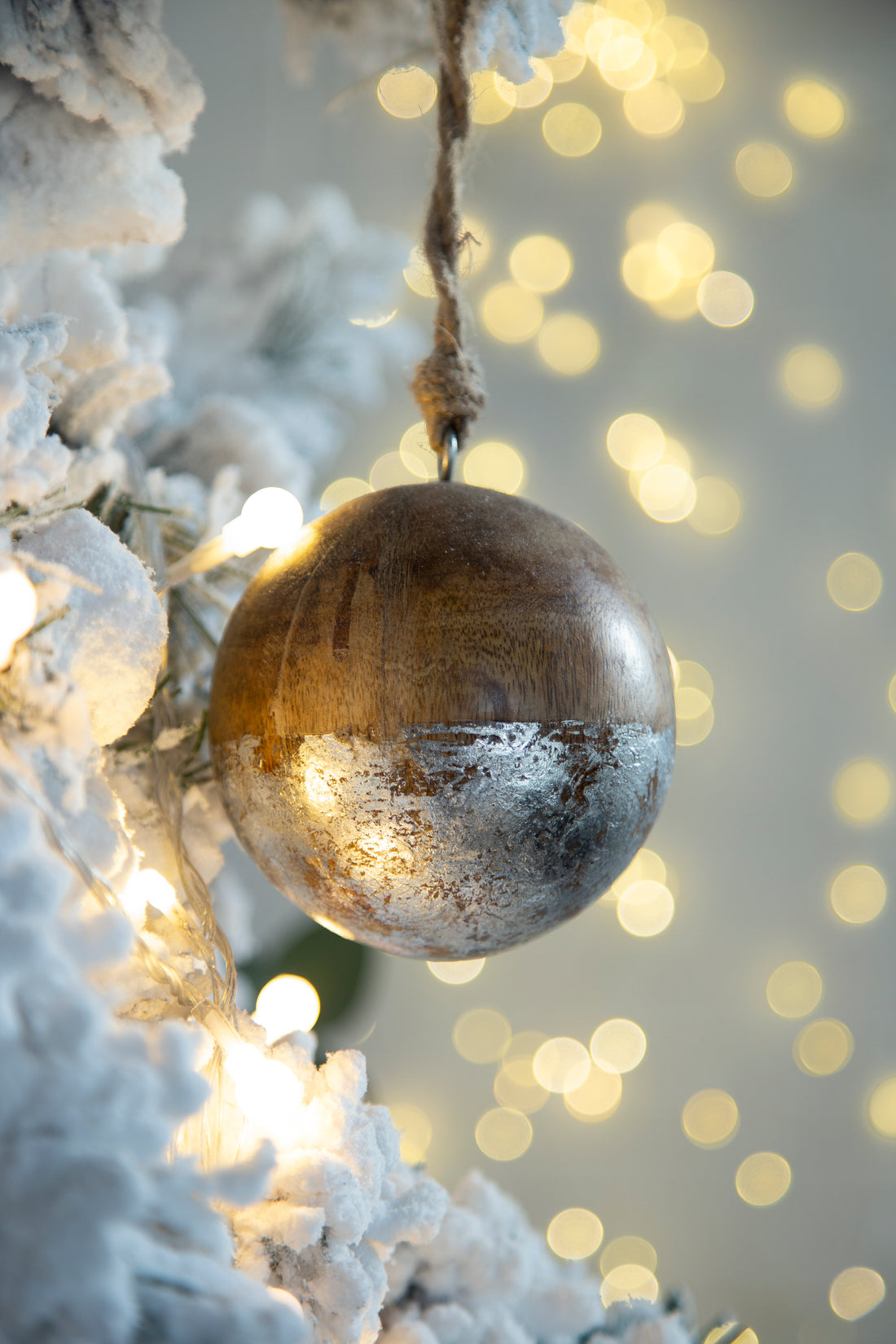 D4" Christmas Ball Ornaments, Wood Decorative Hanging Ball Christmas Tree Ornaments For Holiday Party Decorations, Set Of 4 Brown Wood