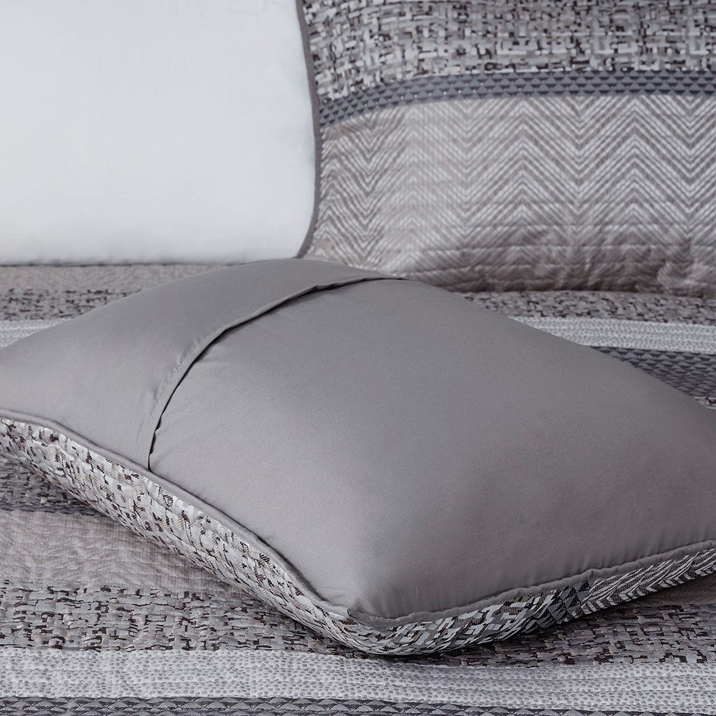 6 Piece Reversible Jacquard Quilt Set With Throw Pillows Grey Taupe King Cal King Grey Taupe Cotton