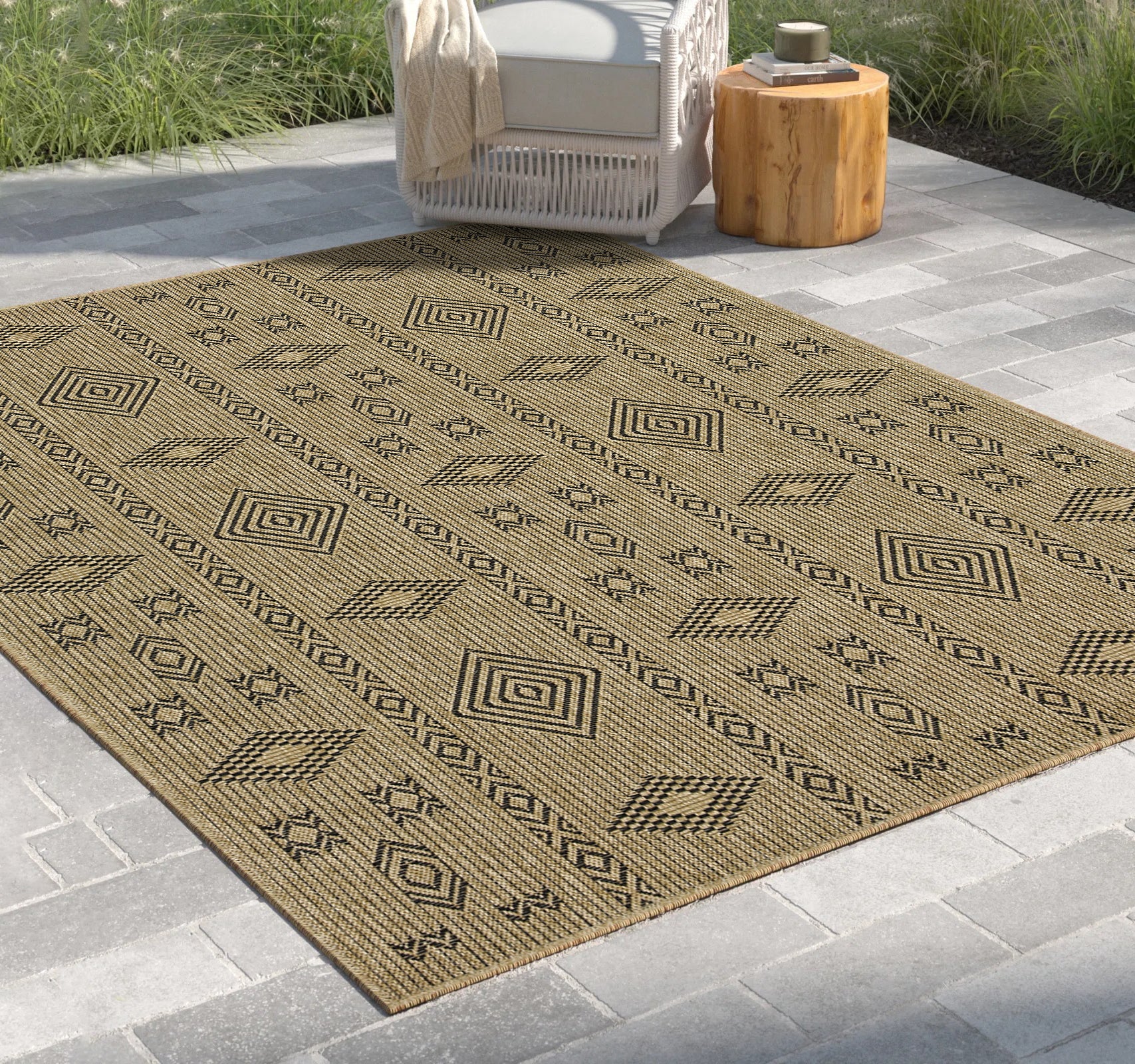 Earth Gc Ntl1001 Jute Black 7 Ft. 10 In. X 10 Ft. 3 In. Indoor Outdoor Area Rug Natural Black Polyester Polypropylene