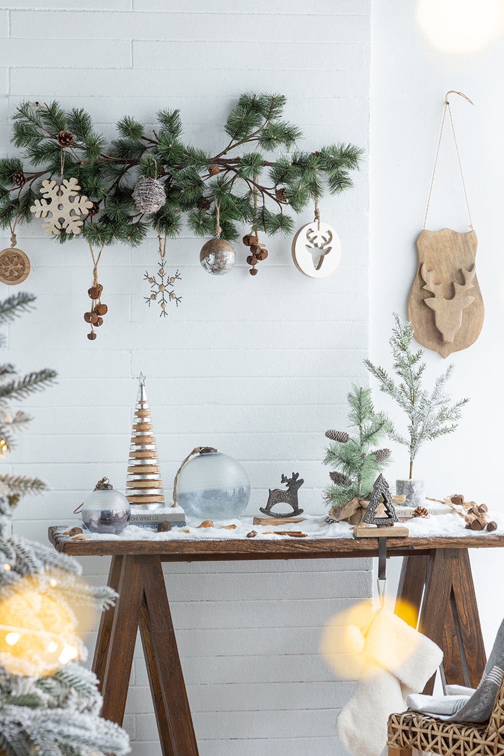 D4" Christmas Ball Ornaments, Wood Decorative Hanging Ball Christmas Tree Ornaments For Holiday Party Decorations, Set Of 4 Brown Wood