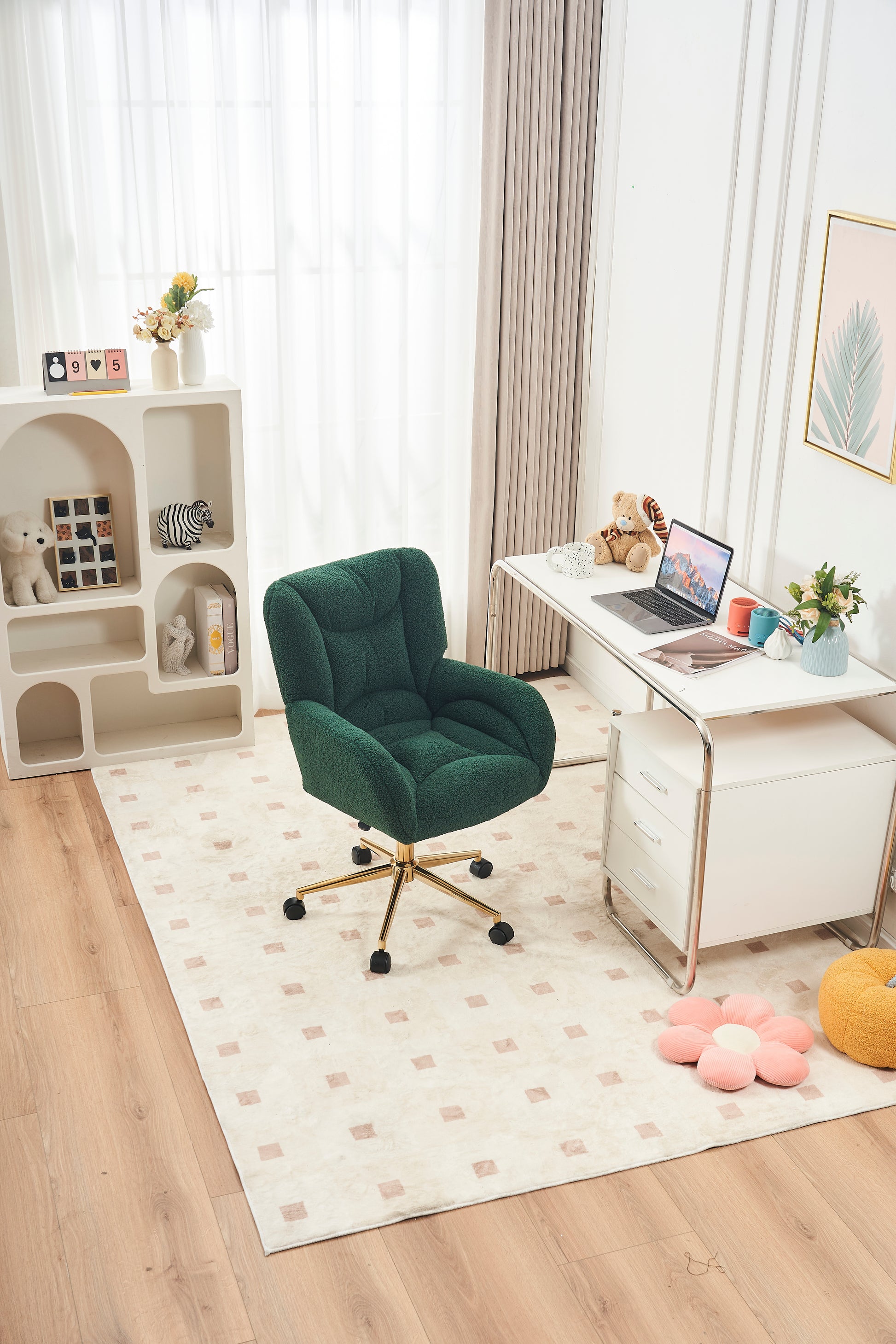 005 Teddy Fabric 360 Swivel Home Office Chair With Gold Metal Base And Universal Wheels,Green Solid Green Office Sponge Wipe Clean Modern Office Chairs Tufted Back Foam Swivel Teddy