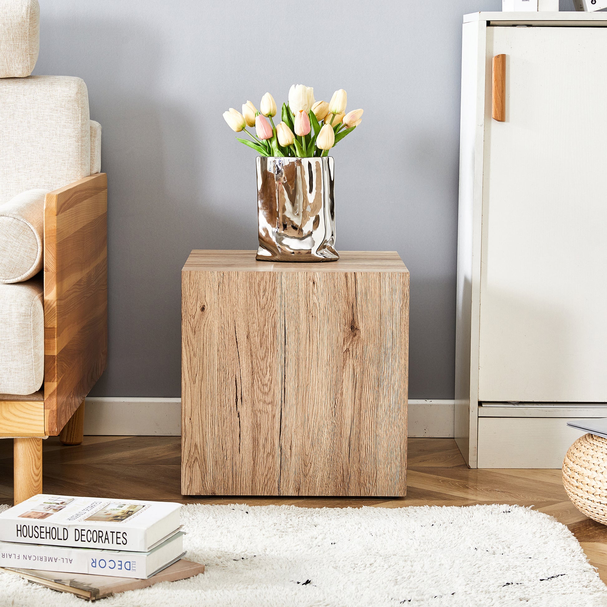 Modern Three Piece Coffee Table.Elevate Your Living Space With This Modern Mdf Coffee Table That Showcases Smooth, Light Wood Color Texture Patterns. Stylish Design. Wood Mdf