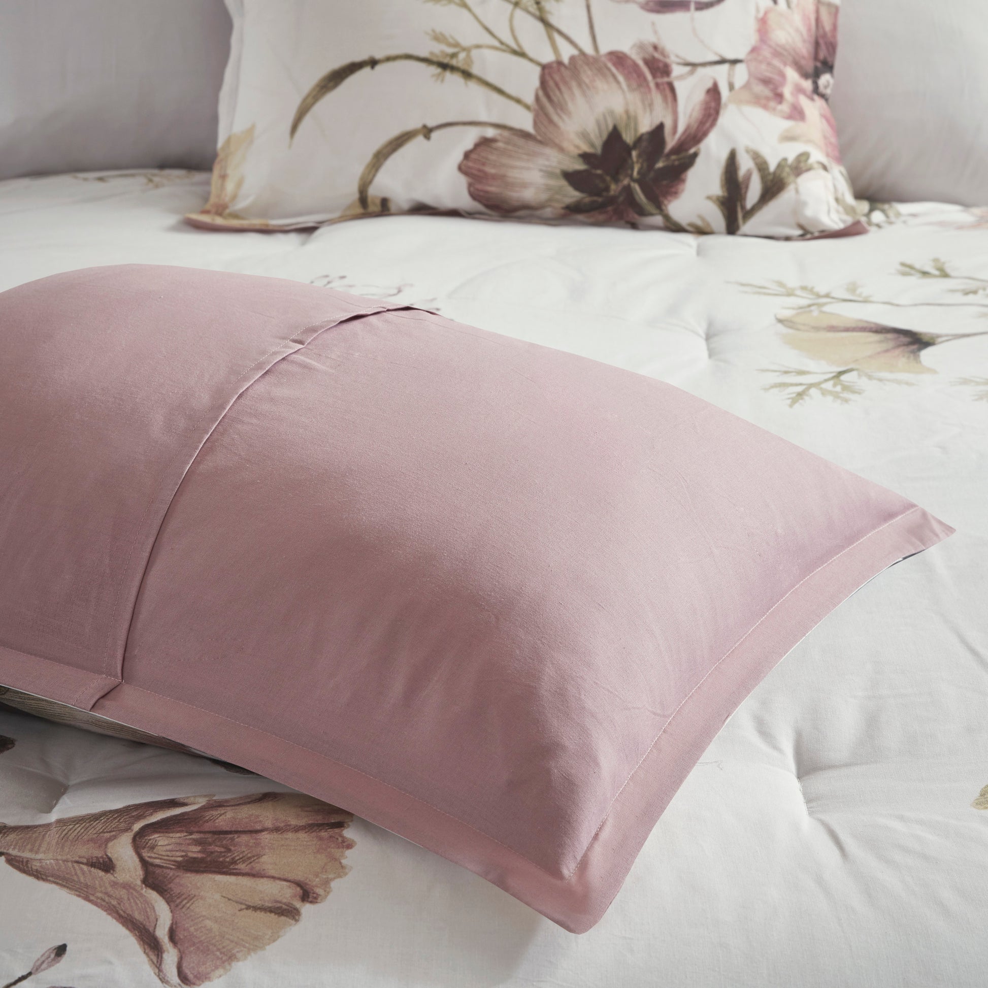 8 Piece Cotton Printed Comforter Set Blush Queen Queen Blush Polyester