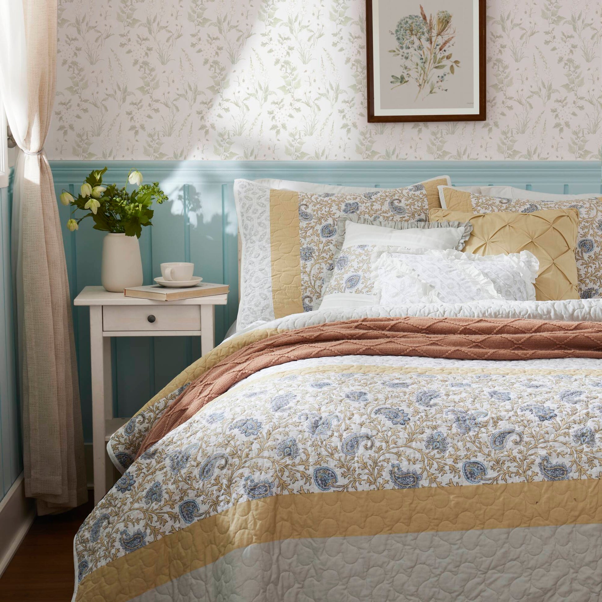 6 Piece Cotton Percale Quilt Set With Throw Pillows Yellow King Cal King King Yellow Polyester