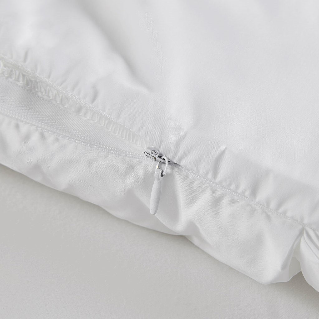 Overfilled Pillow Protector Single Piece King Size White Polyester