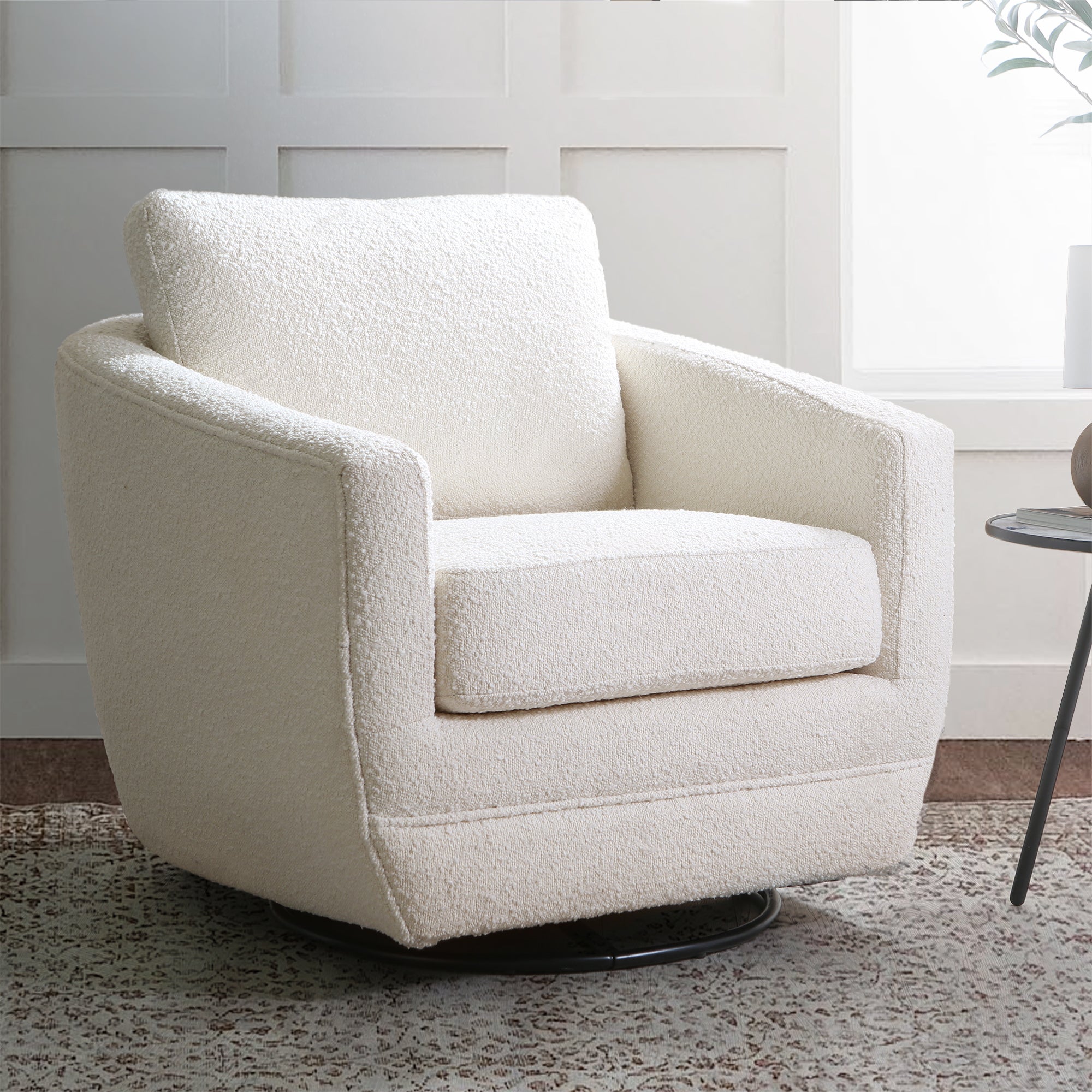 Gogh Swivel Chair In Cream Boucle Cream Fabric