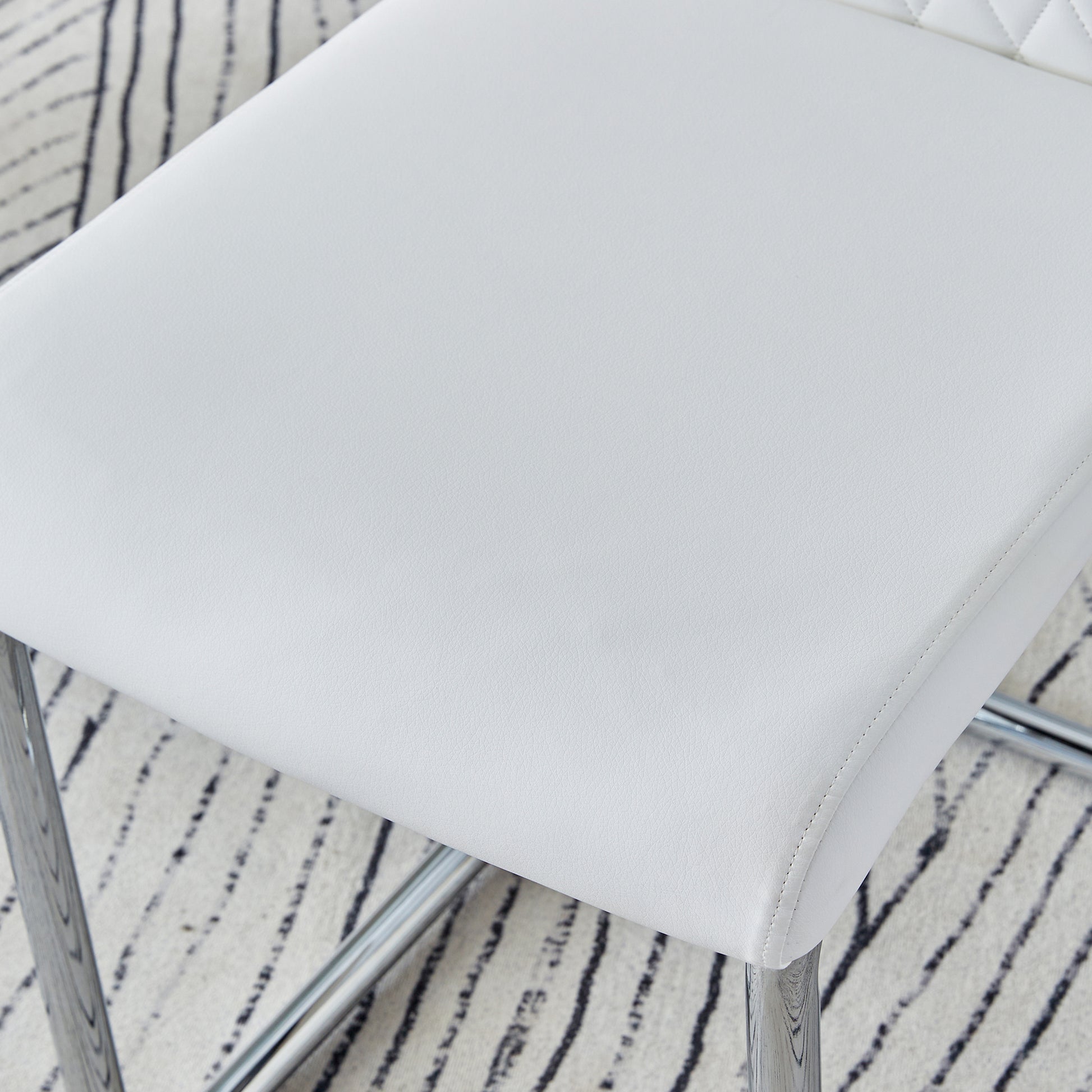 Table And Chair Set.Modern Dining Table,Tempered Glass Tabletop And Silver Colored Leg.Paired With 6 Soft And Comfortable High Quality White Pu Dining Chairs With Silver Legs. Silver,White Seats 6