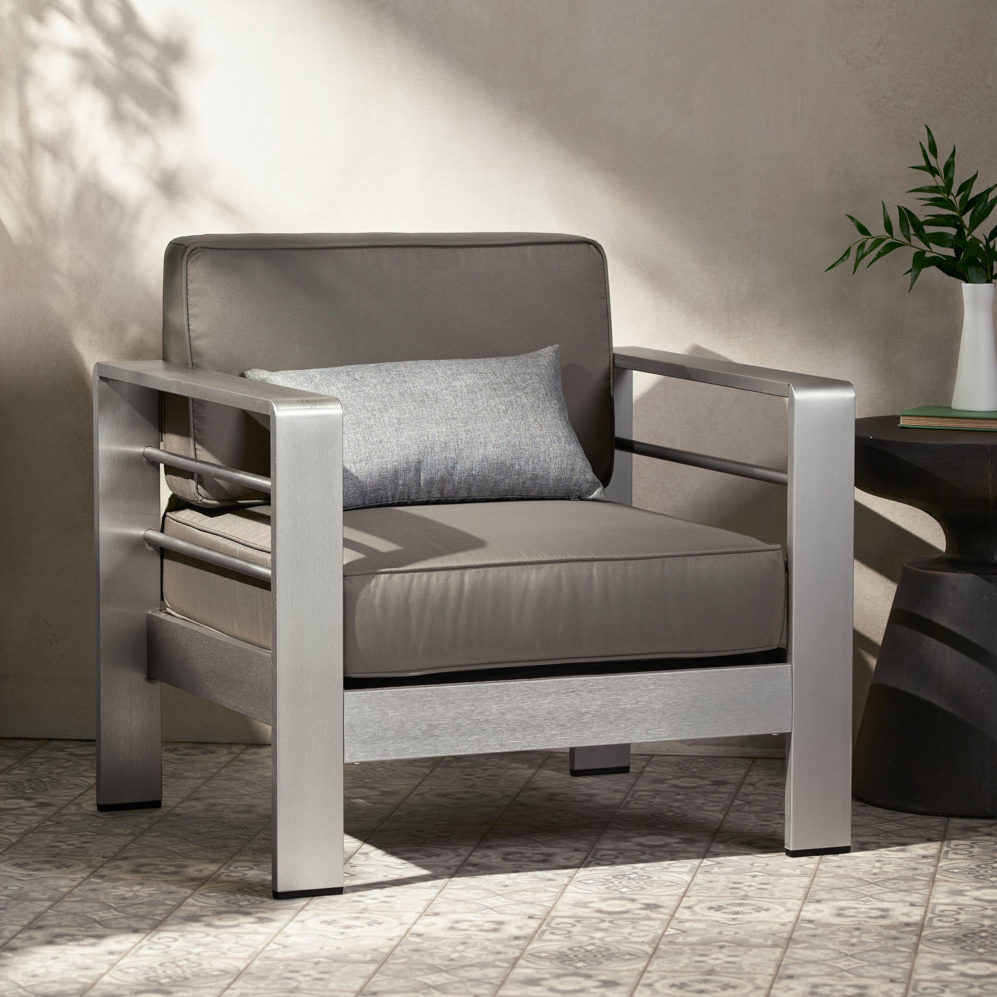 Cape Coral Mp1 Club Chair Yes Khaki,Silver Rust Resistant Frame Garden & Outdoor Modern Aluminium