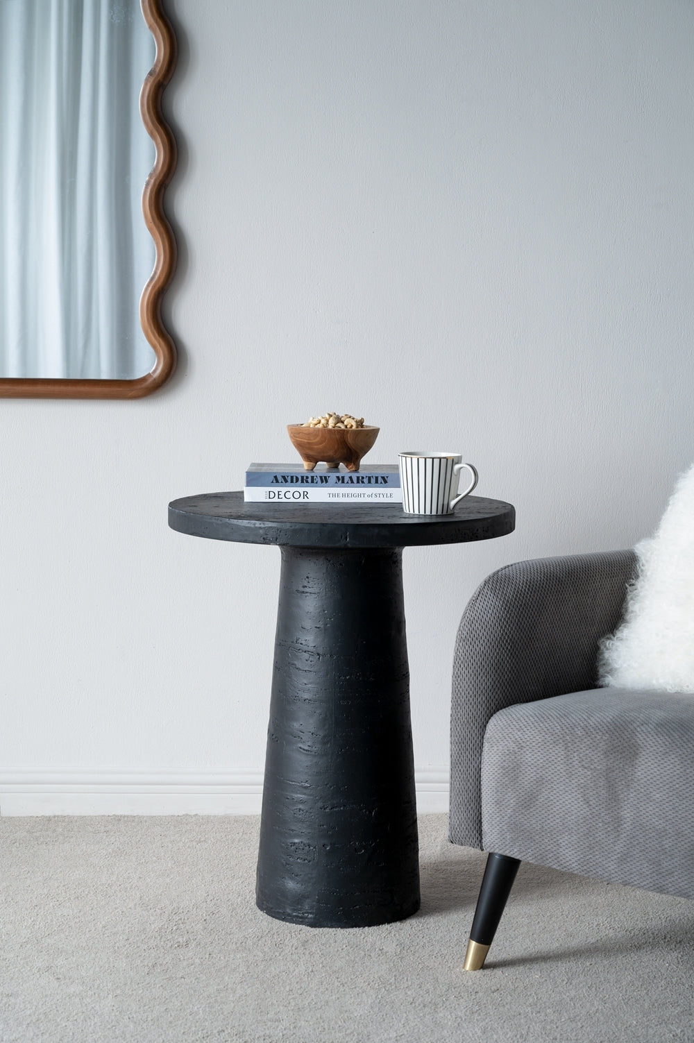 22X22X25.5" Black Round Side Table With Pedestal Base Black Magnesium Oxide