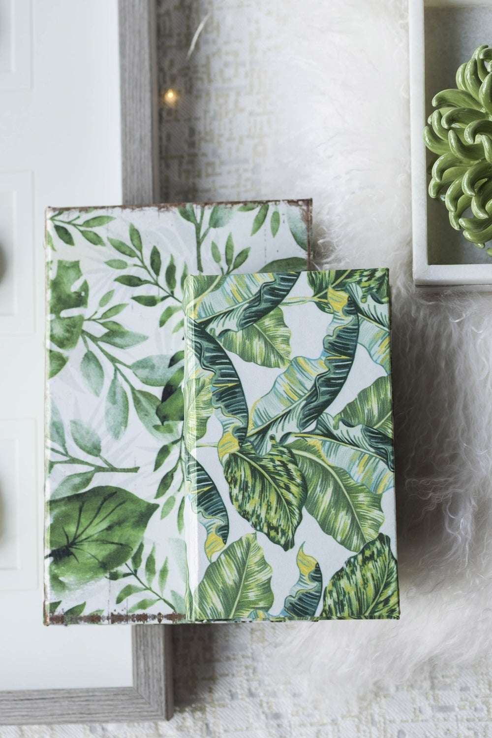 Set Of 2 Botanical Green And White Book Boxes, L:11X7X3" S:8X5X2" White Green Mdf