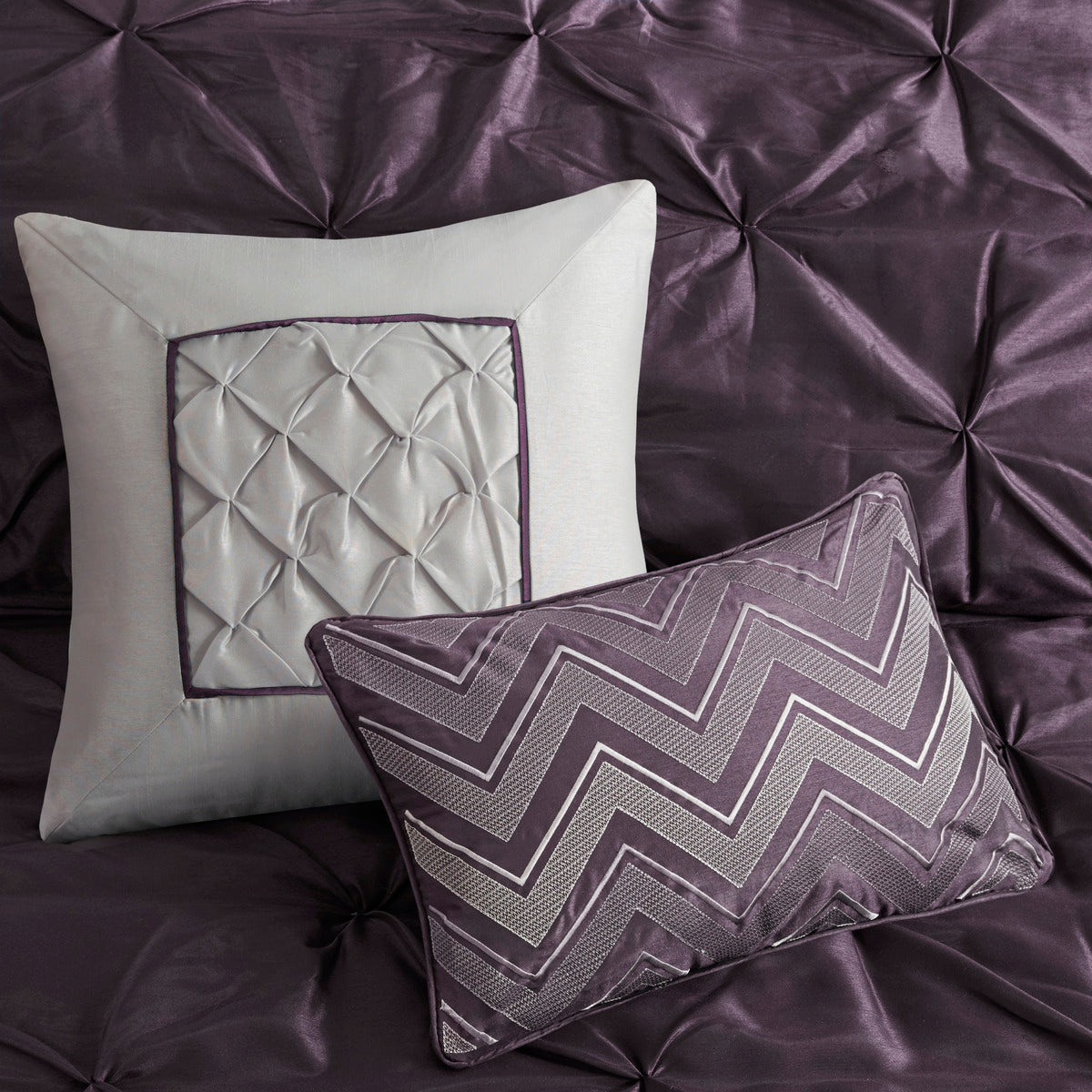 7 Piece Tufted Comforter Set Plum Queen Queen Plum Polyester