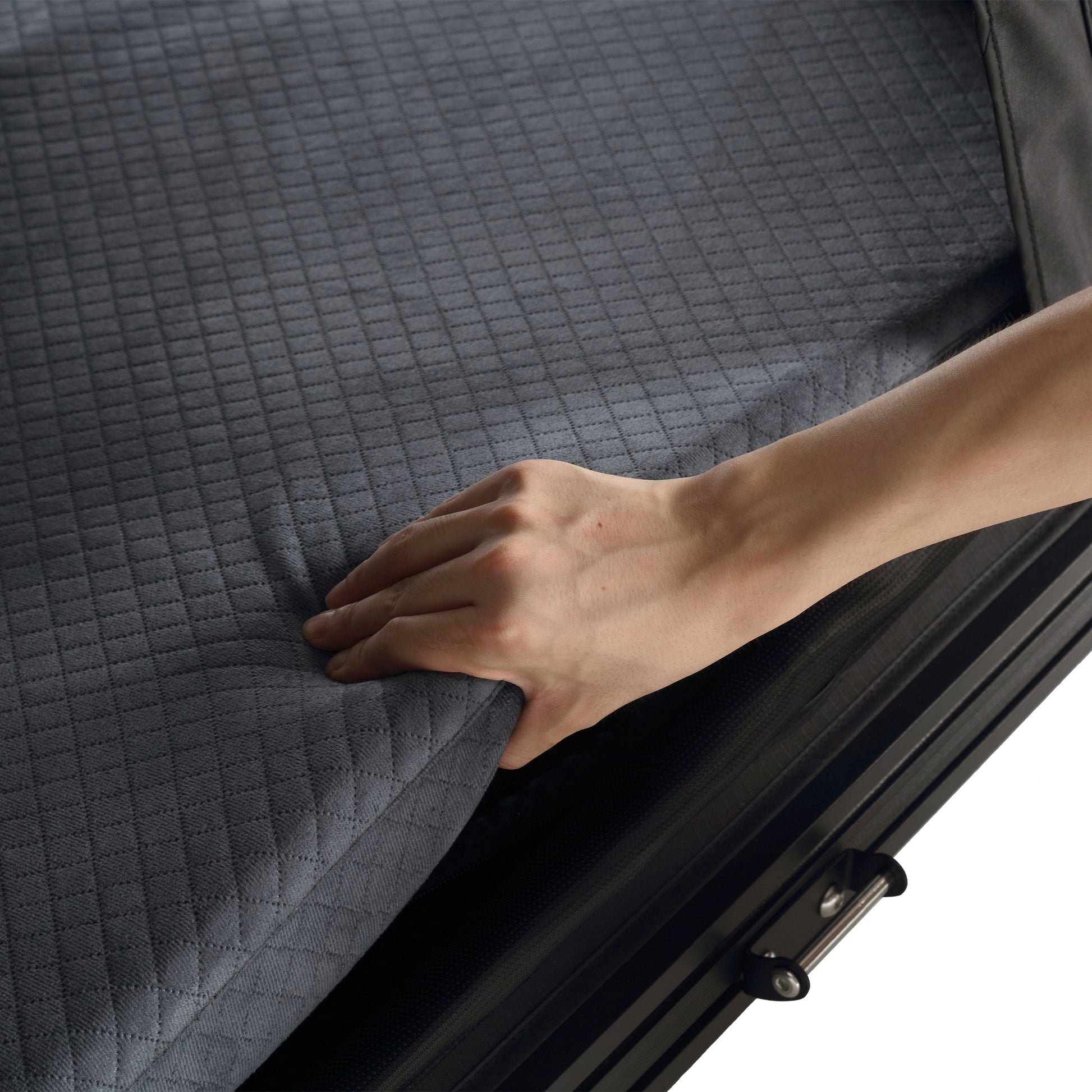 Bedtime Hard Shell Rooftop Tent Honeycomb Aluminum,Hydraulic Support,Three Second Speed Open,Roof Rack,High Sunscreen&Water Resistance Level,Sturdy,Better Ventilation For 2 3 People Car Suv Truck