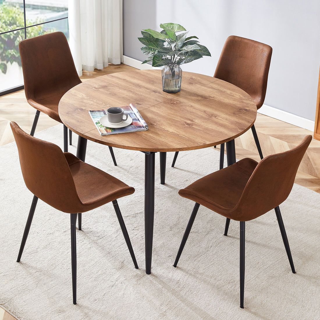 Table And Chair Set.Modern Extendable Mdf Dining Table.The Table Has A Telescopic Design, Suitable For Gatherings Of Different Size.Paired With 4 Chairs With Soft Suede Cushions And Black Metal