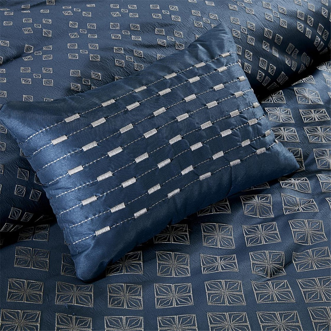 7 Piece Jaquard Comforter Set Navy King King Navy Polyester