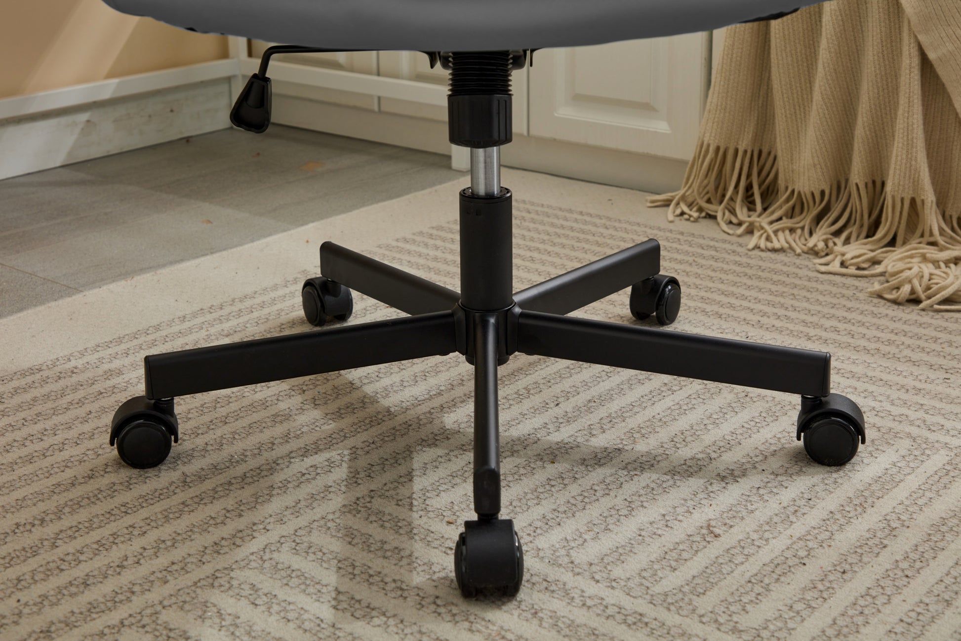 Armless Office Desk Chair With Wheels: Pu Leather Cross Legged Wide Chair,Comfortable Adjustable Swivel Computer Task Chairs For Home,Office,Make Up,Small Space,Bed Room Smoke Grey Antique Fiber Foam And Polyester Fiber Pad Pvc
