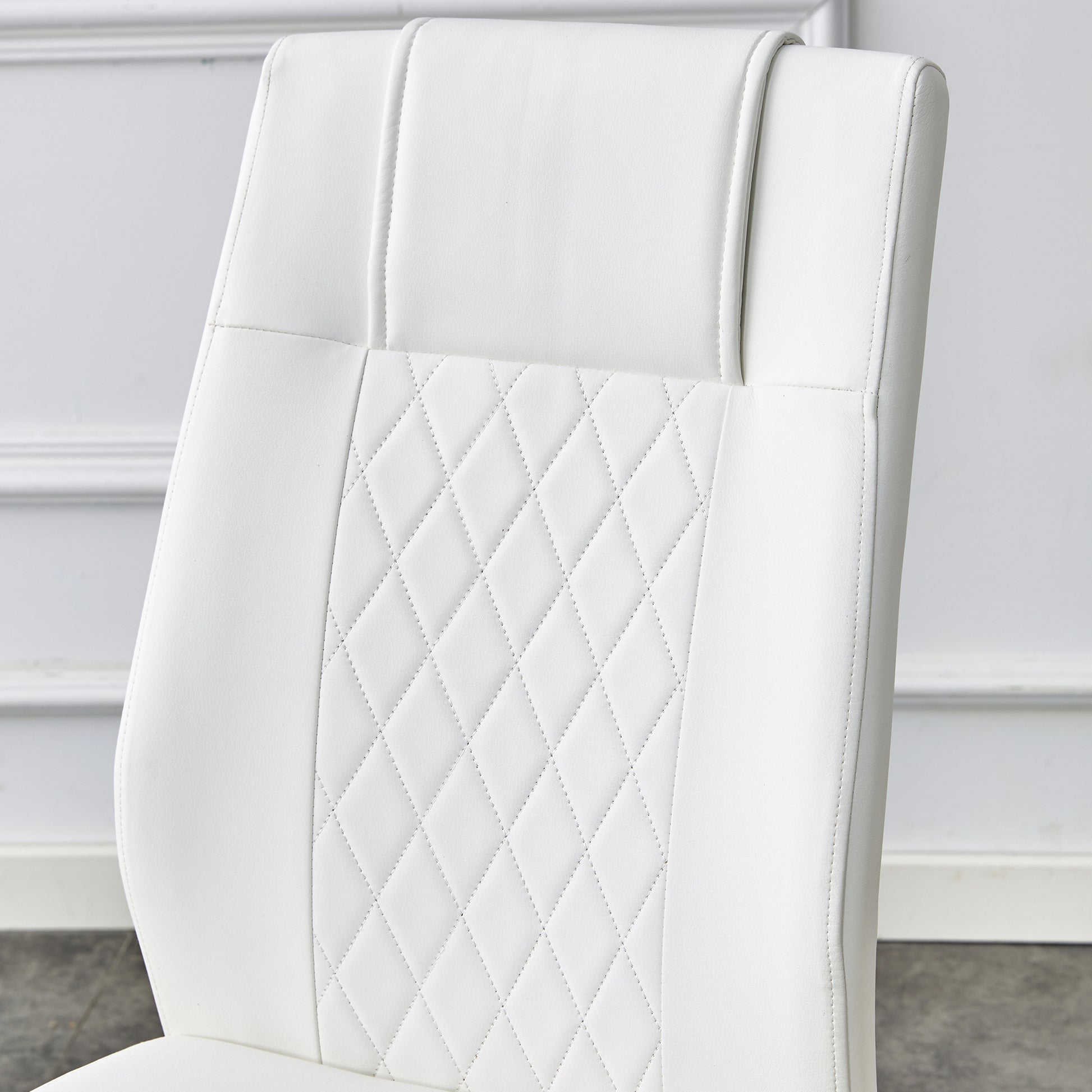Table And Chair Set.Large Modern Rectangular Table With 0.4 Inch Patterned Glass Tabletop And Large Mdf Table Legs.Comes With 6 Chairs With Faux Leather Cushioned Seats And Golden Metal Legs. Gold White Seats 6 Mdf Glass