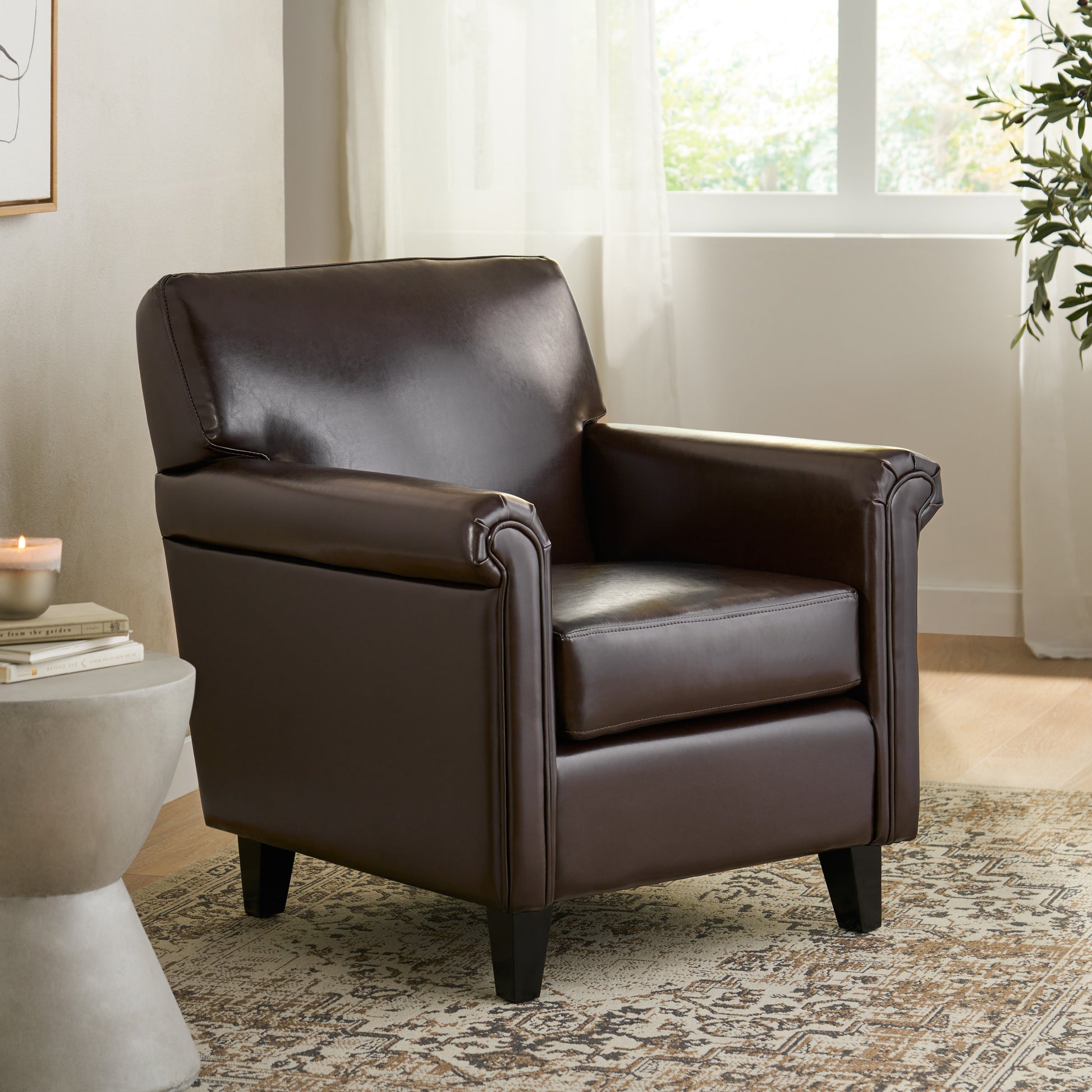 Bristol Club Chair Chocolate Pu