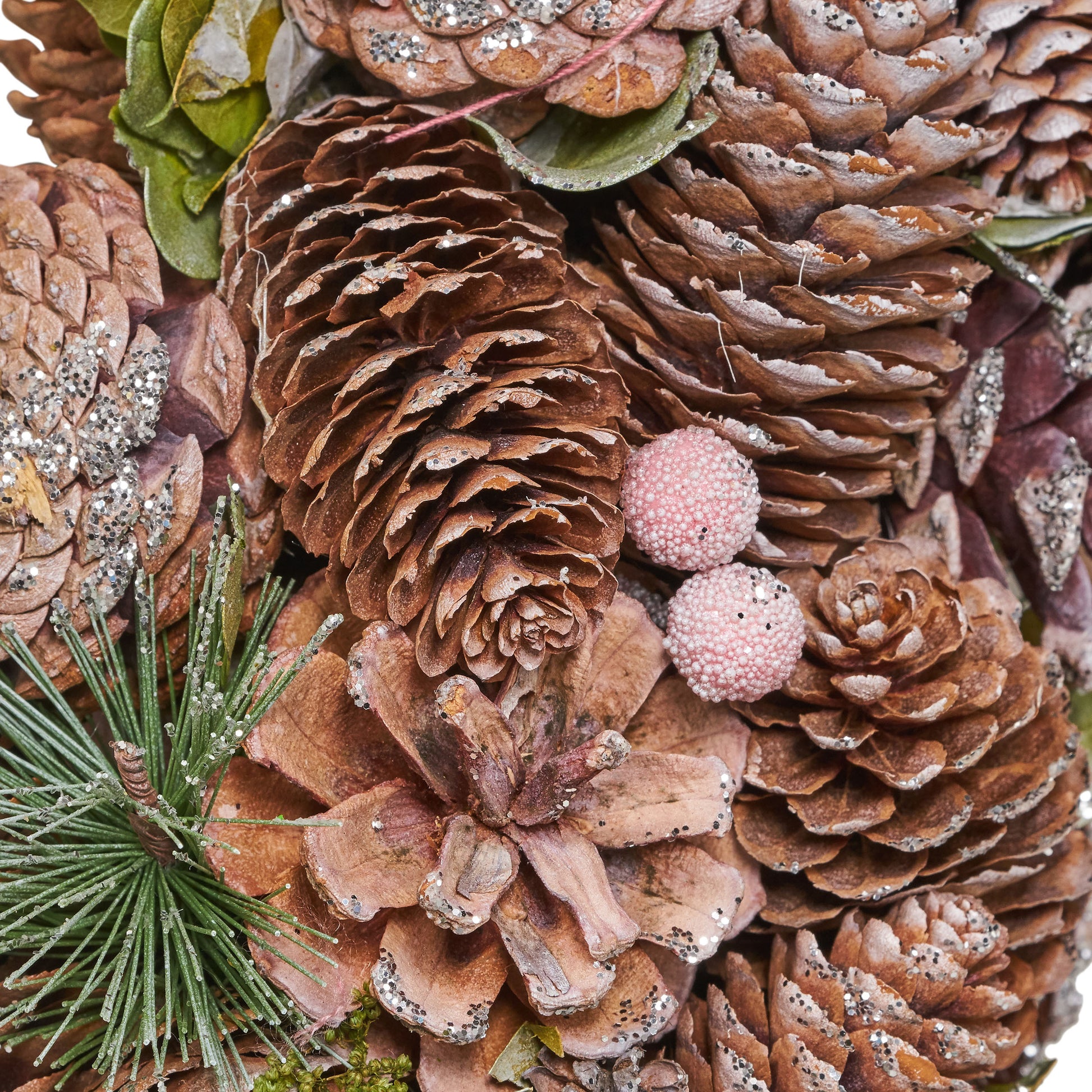 18.5'' Pine Cone Wreath Natural Foam