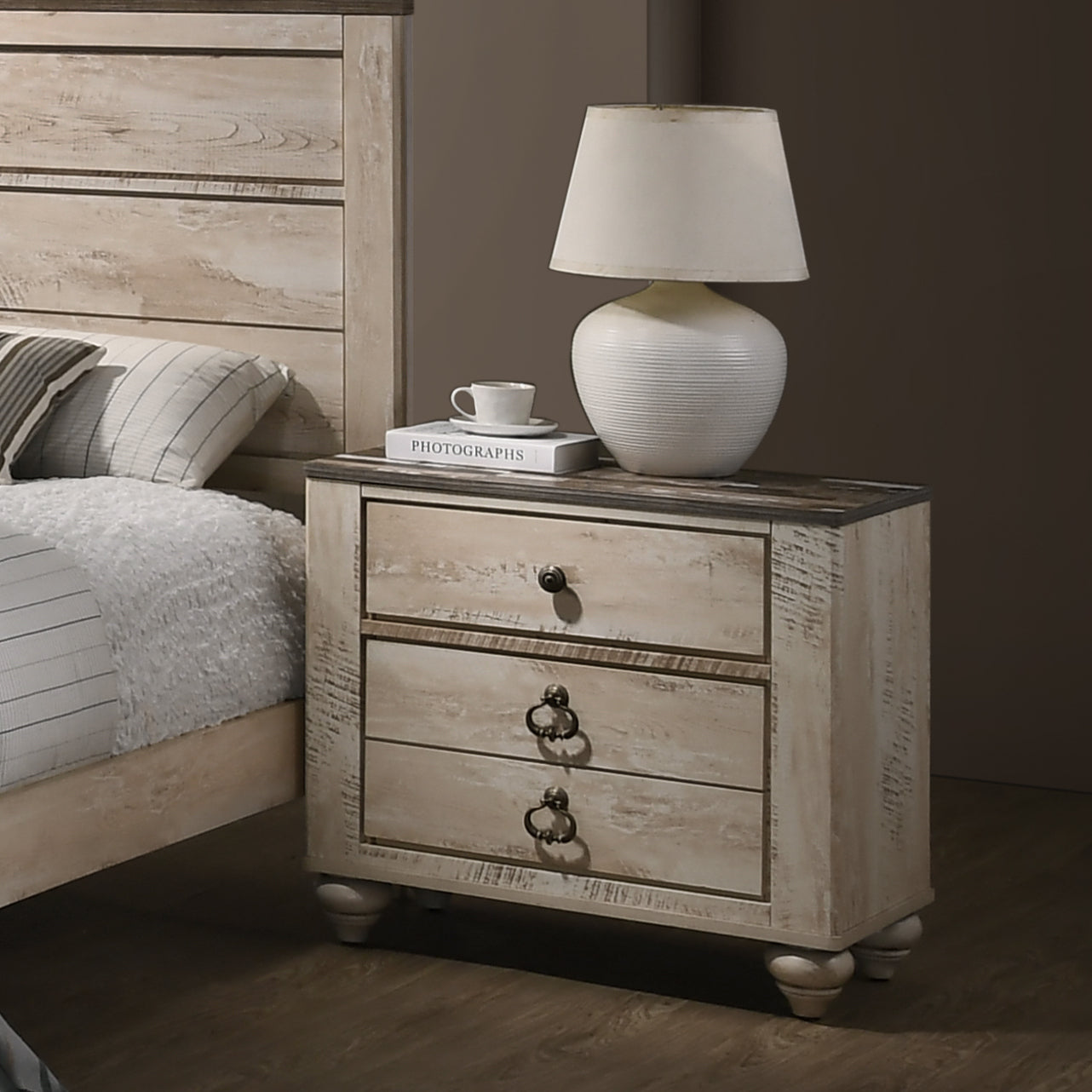 Imerland Contemporary Patched Wood Top 3 Drawer Nightstand, Antique Brown Antique Brown,White Washed White 3 Drawers Bedroom Drawer Storage American Traditional,Contemporary Distressed Finish White Wood Mdf,Rubber Wood