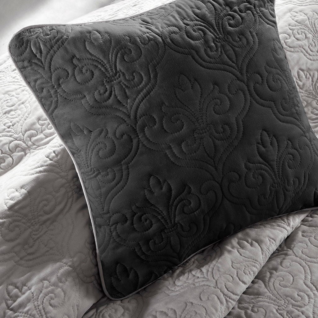 7 Piece Quilt Set With Euro Shams And Throw Pillows Black King Cal King King Black Cotton