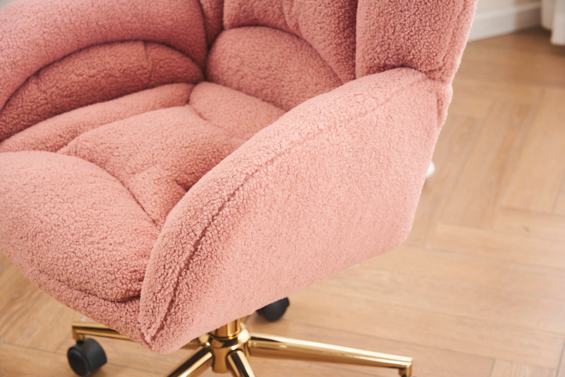 005 Teddy Fabric 360 Swivel Home Office Chair With Gold Metal Base And Universal Wheels,Pink Solid Pink Office Sponge Wipe Clean Modern Office Chairs Tufted Back Foam Swivel Teddy