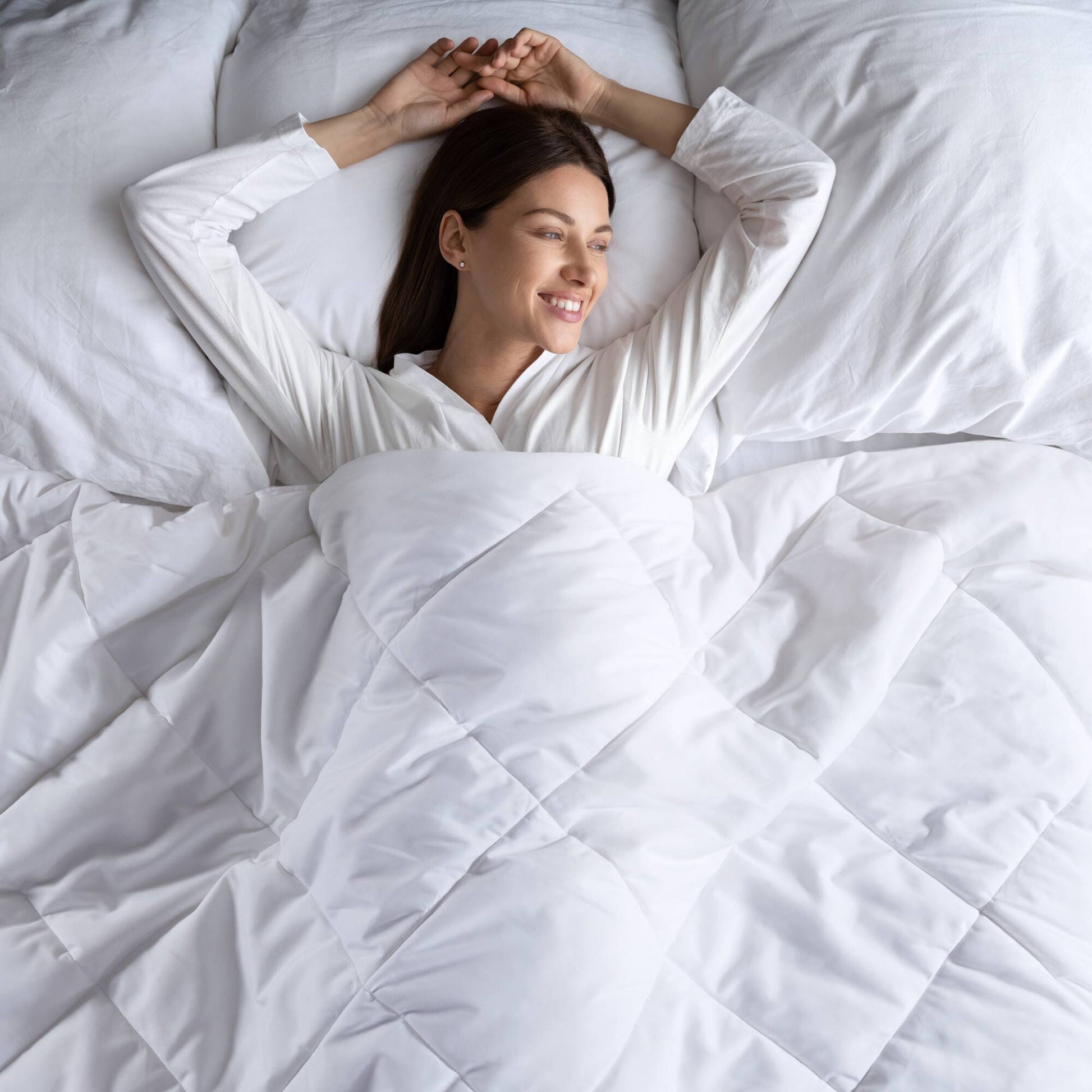 Oversized Down Alternative Comforter White Full Queen White Nylon