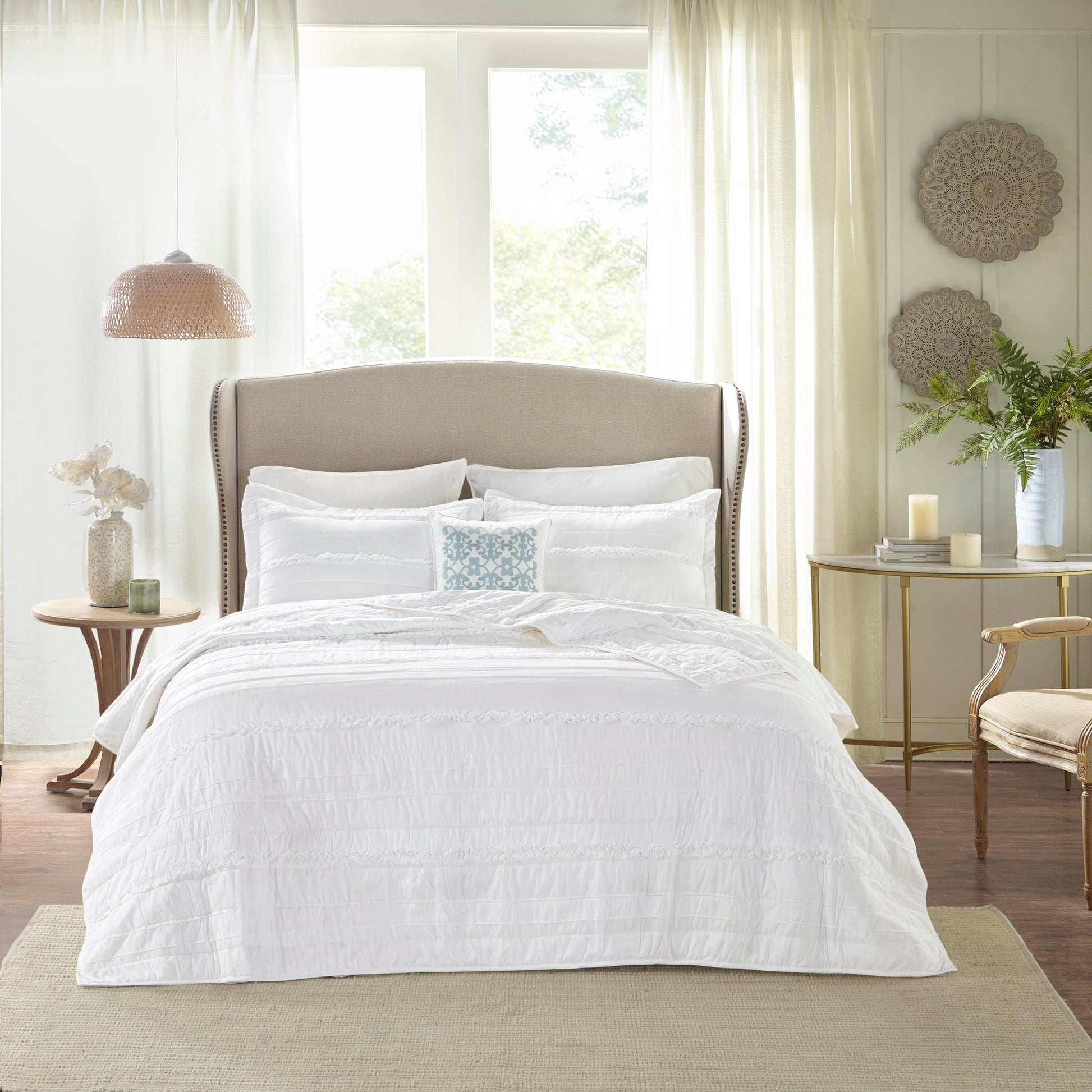 4 Piece Microfiber Reversible Ruffle Quilt Set With Throw Pillow White Full Queen Full White Cotton
