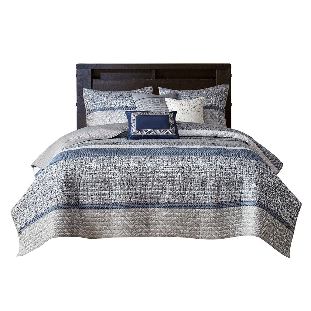 6 Piece Reversible Jacquard Quilt Set With Throw Pillows Navy King Cal King Navy Cotton