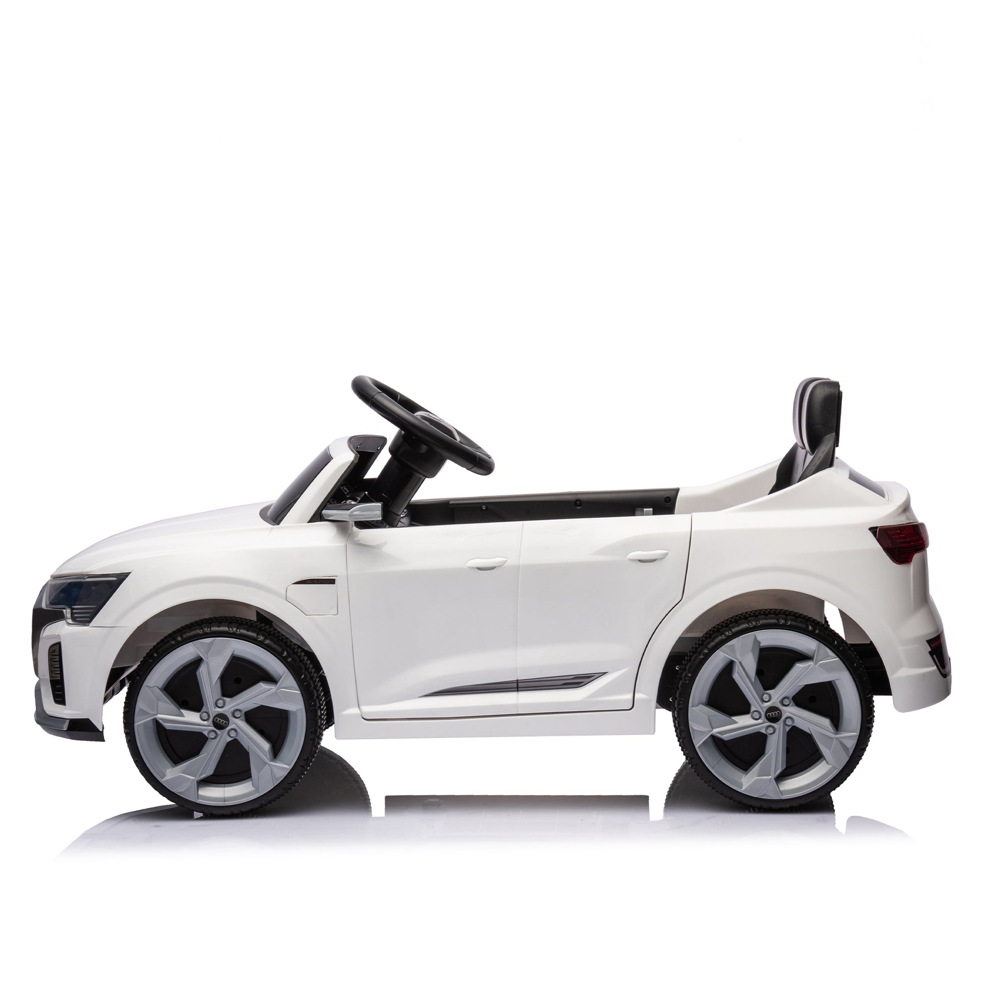 12V Kids Ride On Electric Car W Parents Remote Control,Licensed Audi Sq8 For Kids,Dual Drive,Suspension,Hanging Start,Three Speed Adjustable Music,Volume Control,Led Lights For Kids Aged 3 6. White 50 99 Lbs Polypropylene