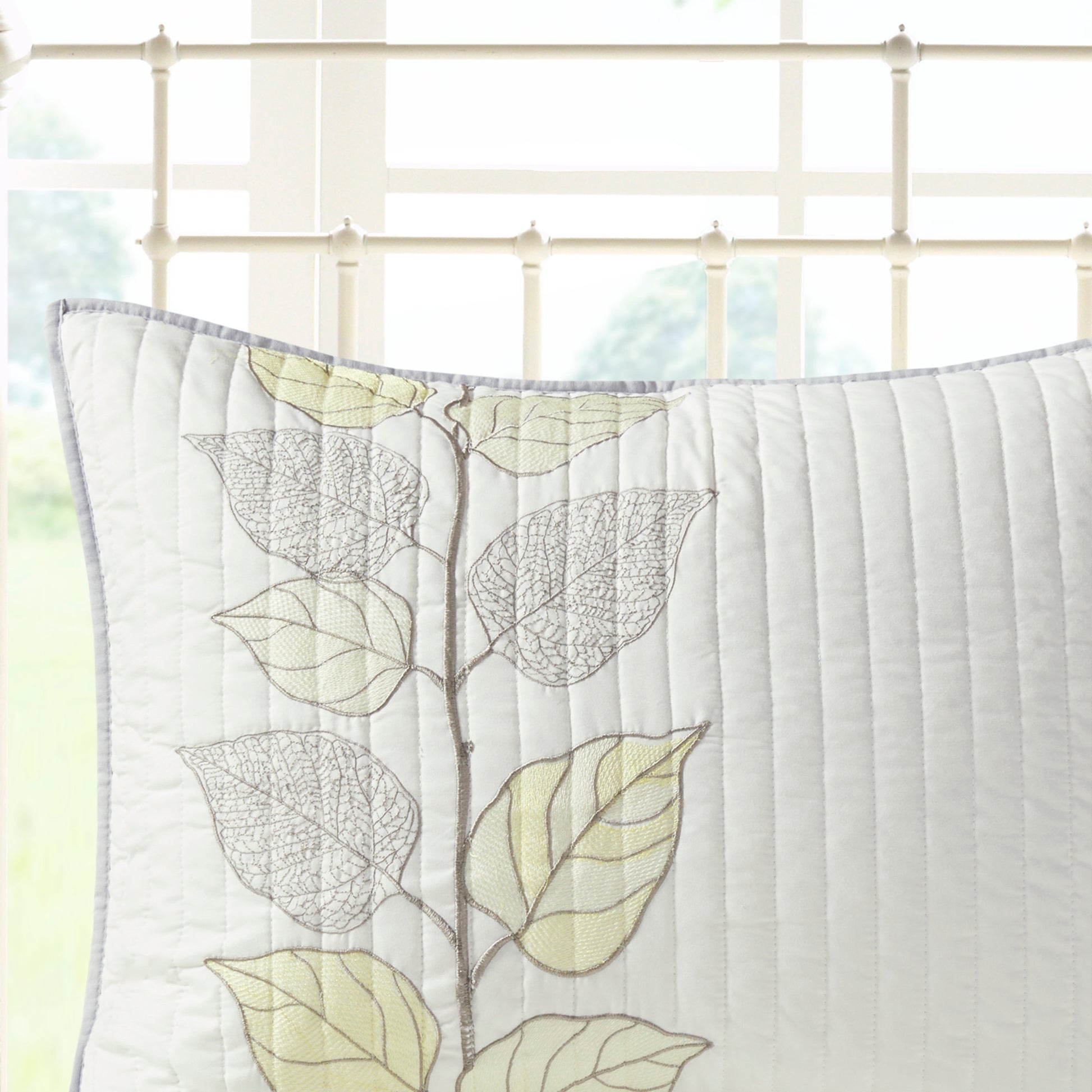 6 Piece Embroidered Quilt Set With Throw Pillows Yellow Full Queen Full Yellow White Cotton