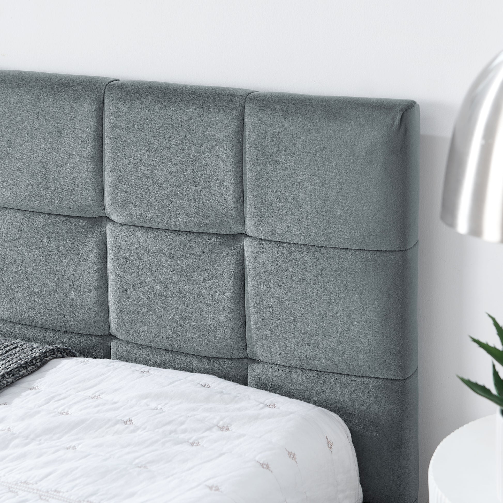 Full Size Upholstered Tufted Bed Frame, Sofa Bed Frame With Comfortable Backrest And Armrests, Full Size Bed For Bedroom, Living Room,Velvet, Grey 80.5''*59''*30.5'' Box Spring Not Required Full