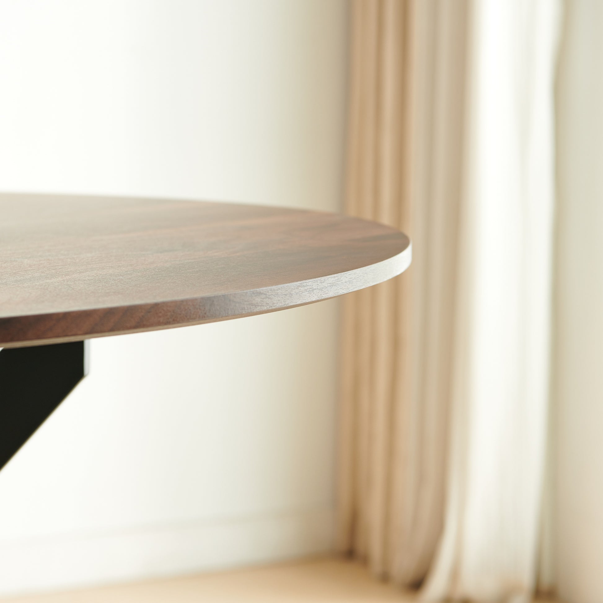 42.1"Black And Wood Color Table Mid Century Dining Table For 4 6 People With Round Mdf Table Top, Pedestal Dining Table, End Table Leisure Coffee Table,Cross Leg Matte Black Natural Kitchen & Dining Tables Mdf