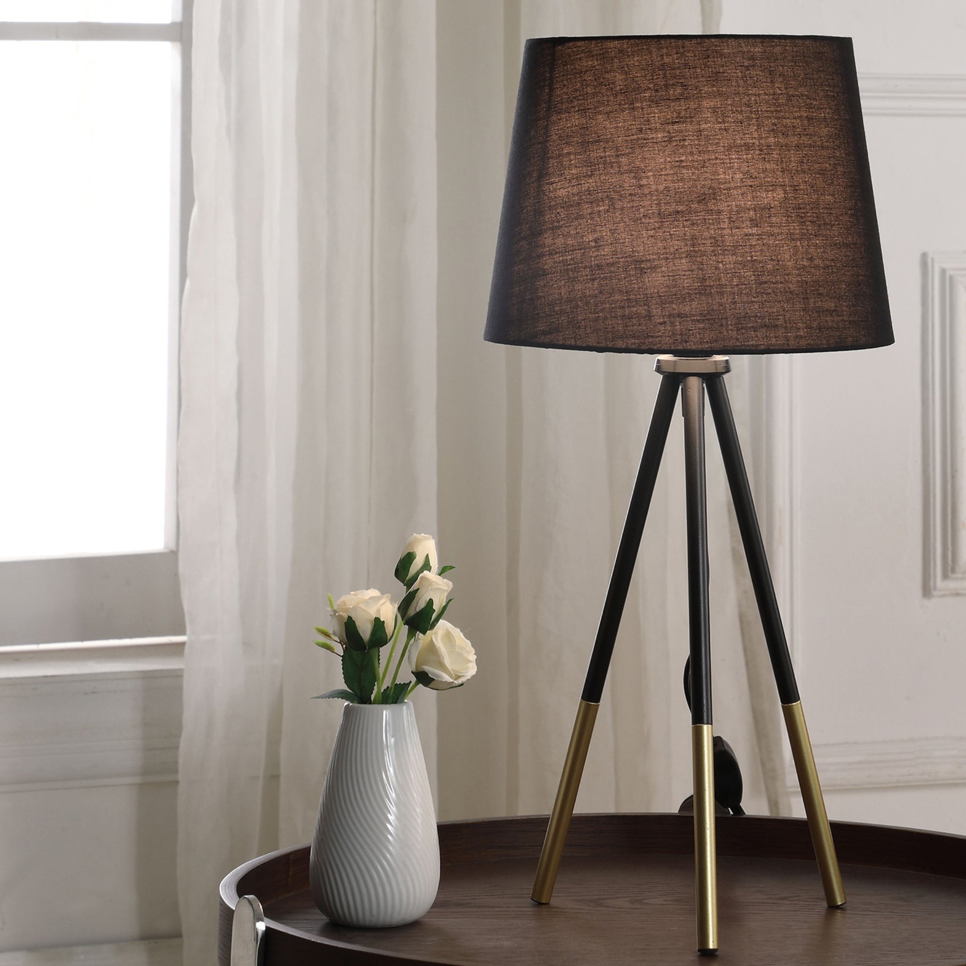 20" Tripod Leg Metal Table Lamp" Devon", Matte Black Gold Metal Black Metal