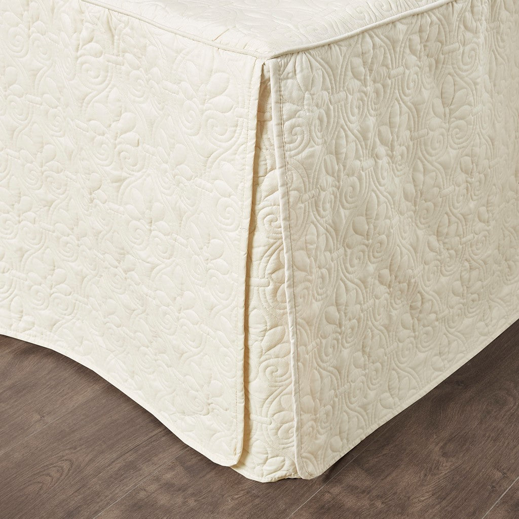 3 Piece Split Corner Pleated Quilted Bedspread Cream Queen Cream Polyester