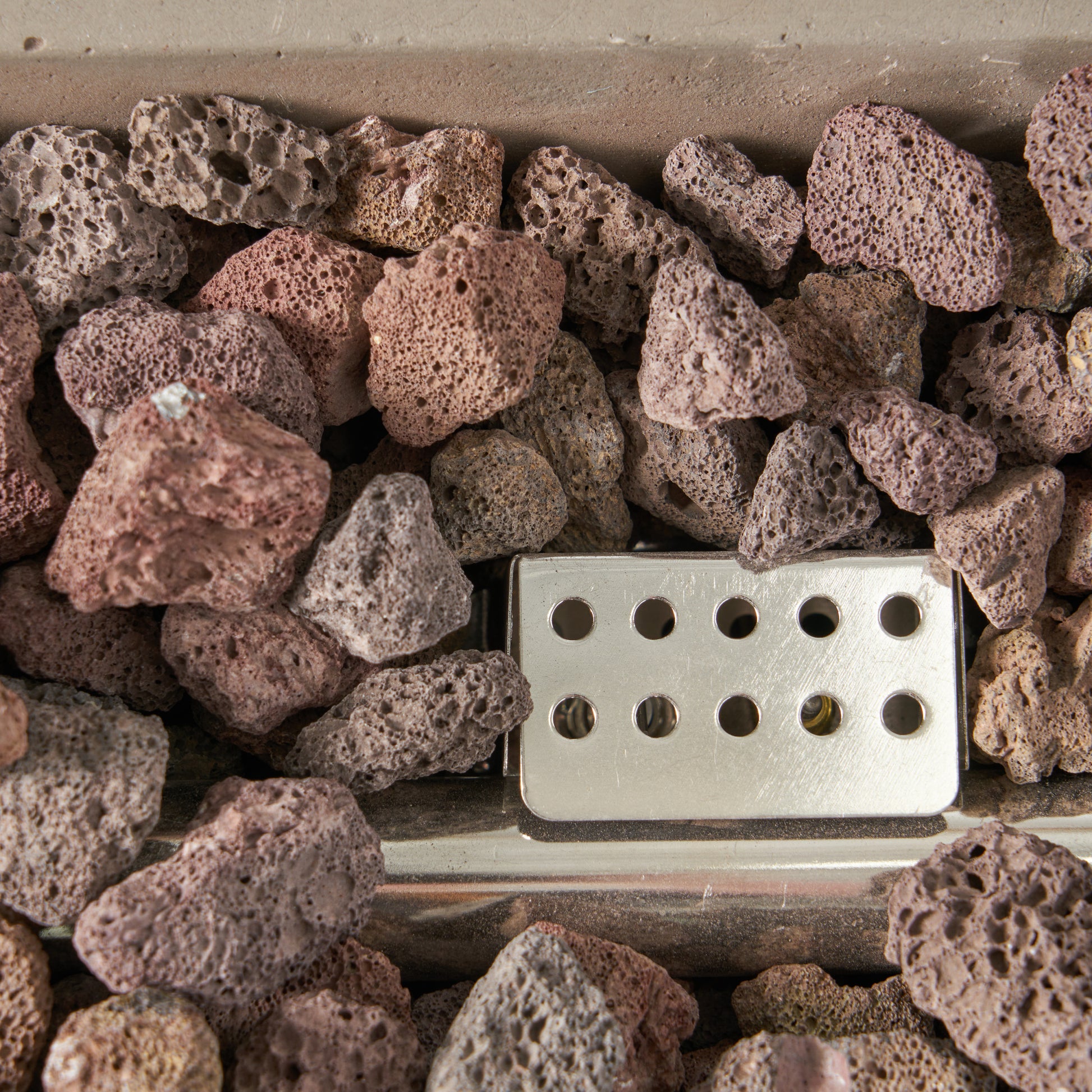 40" Outdoor 40,000 Btu Rectangular Mgo Concrete Propane Fire Pit, Dark Grey Tank Cover Not Included Light Grey Magnesium Oxide